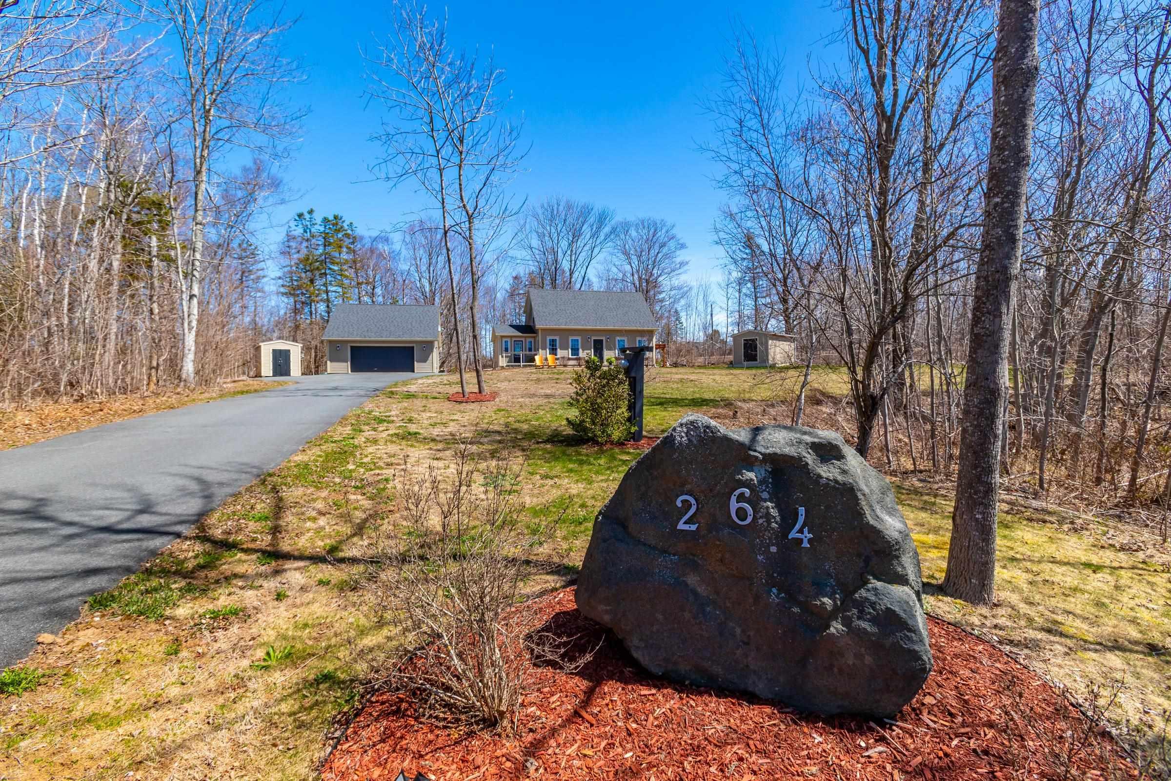 $619,000.00: 264 Tremont Mountain Road, South Tremont