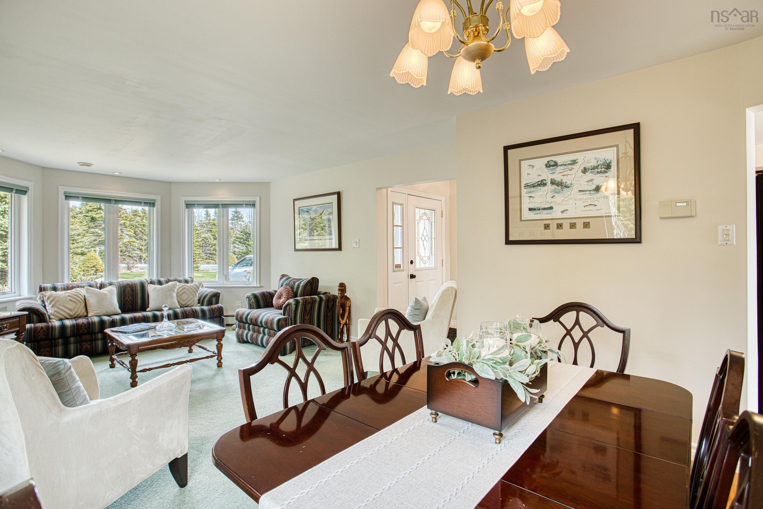 $894,999.00: 287 Greenough Drive, West Porters Lake