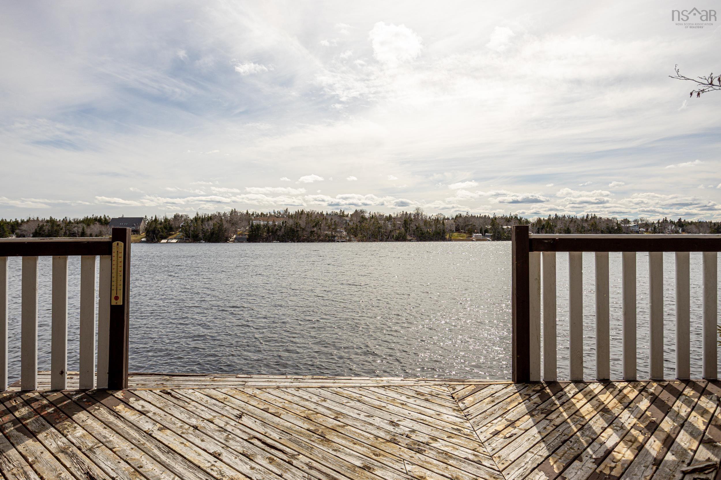 $894,999.00: 287 Greenough Drive, West Porters Lake