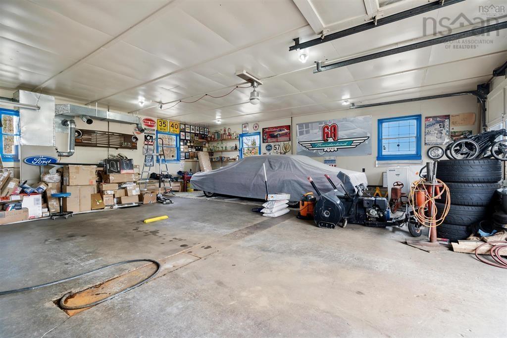 $489,900.00: 684 St Marys Road, Chaplin