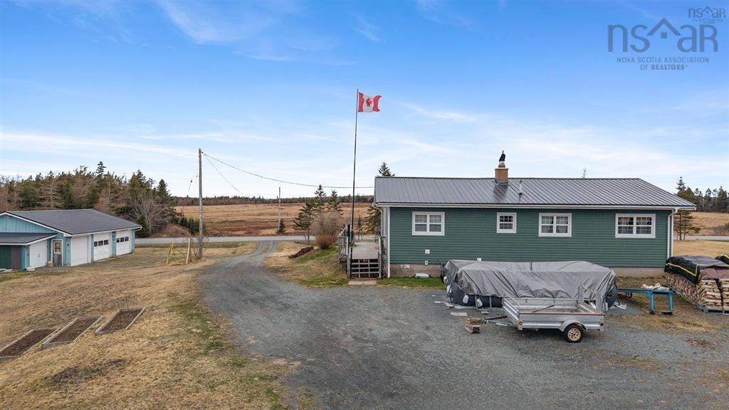 $489,900.00: 684 St Marys Road, Chaplin