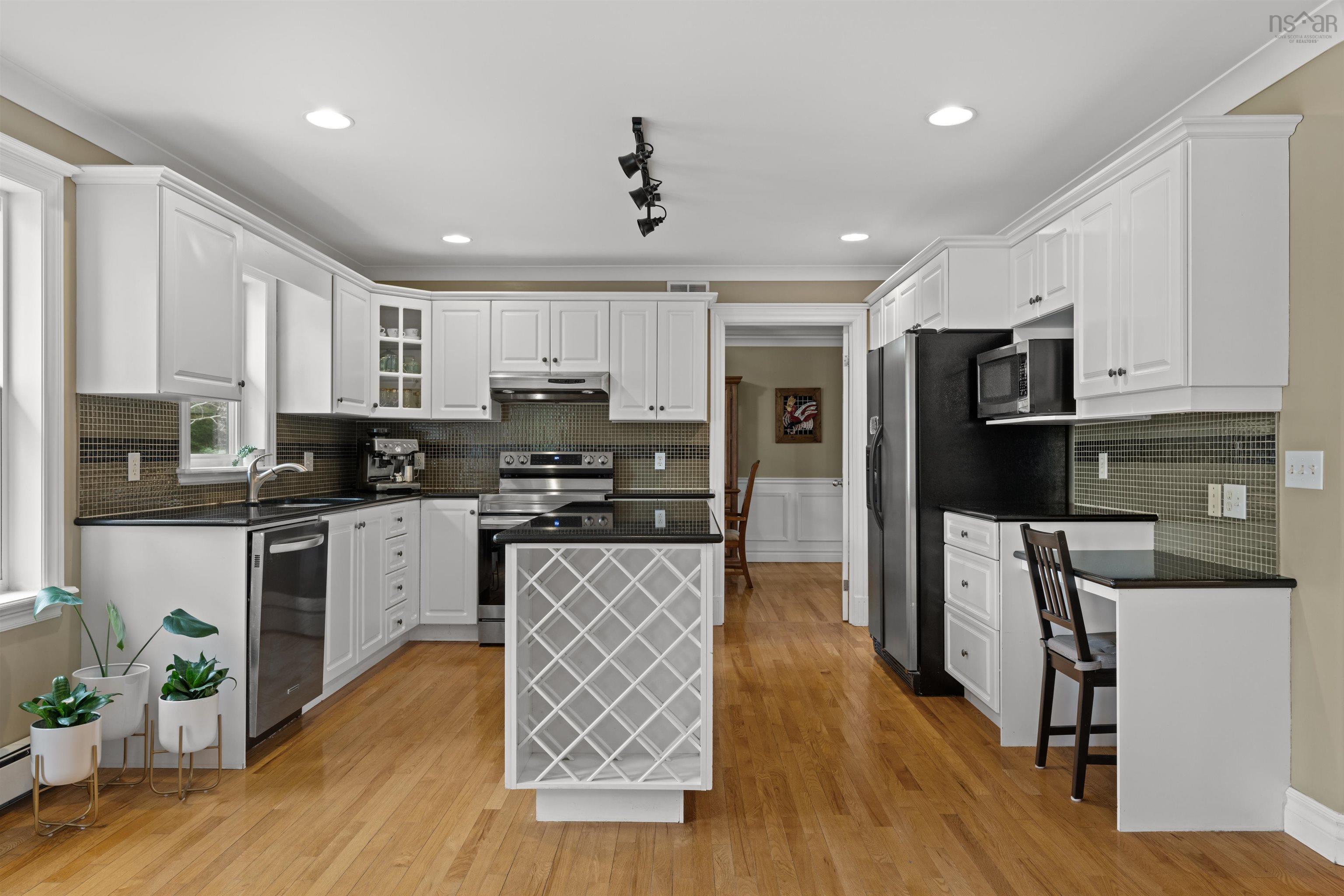 $889,900.00: 115 Glen Arbour Way, Hammonds Plains