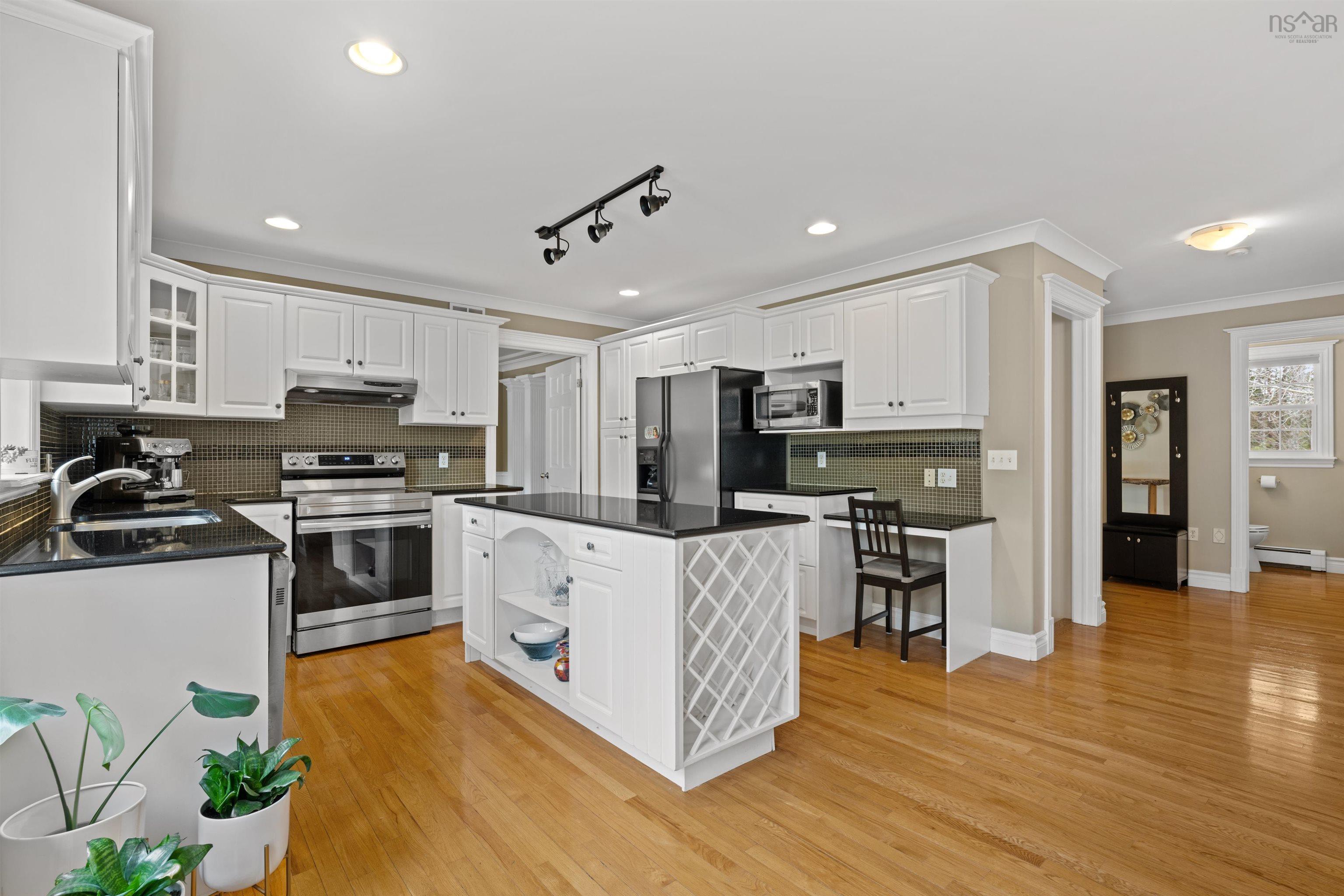 $889,900.00: 115 Glen Arbour Way, Hammonds Plains