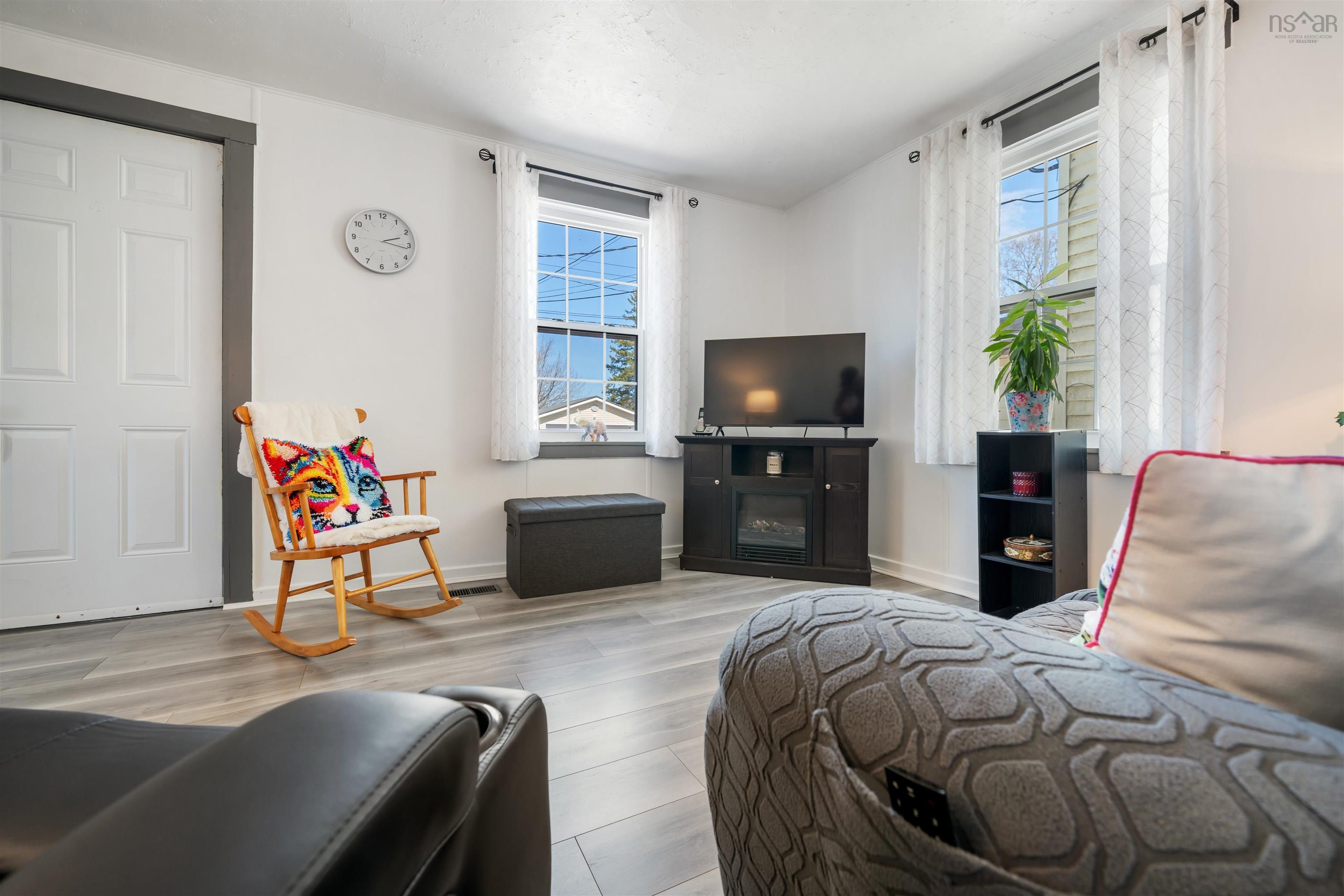 $229,500.00: 1927 Drummond Road, Westville