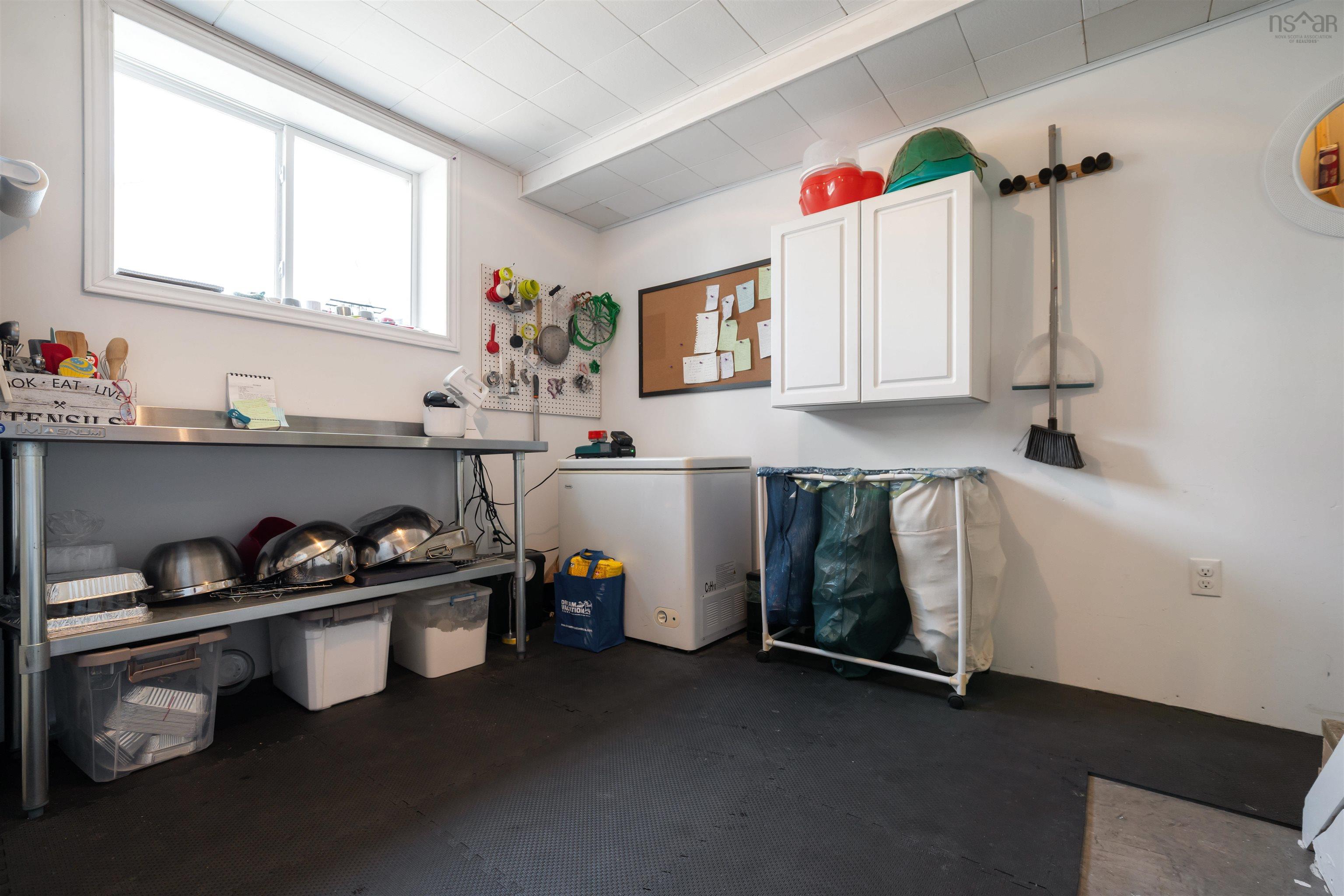 $229,500.00: 1927 Drummond Road, Westville