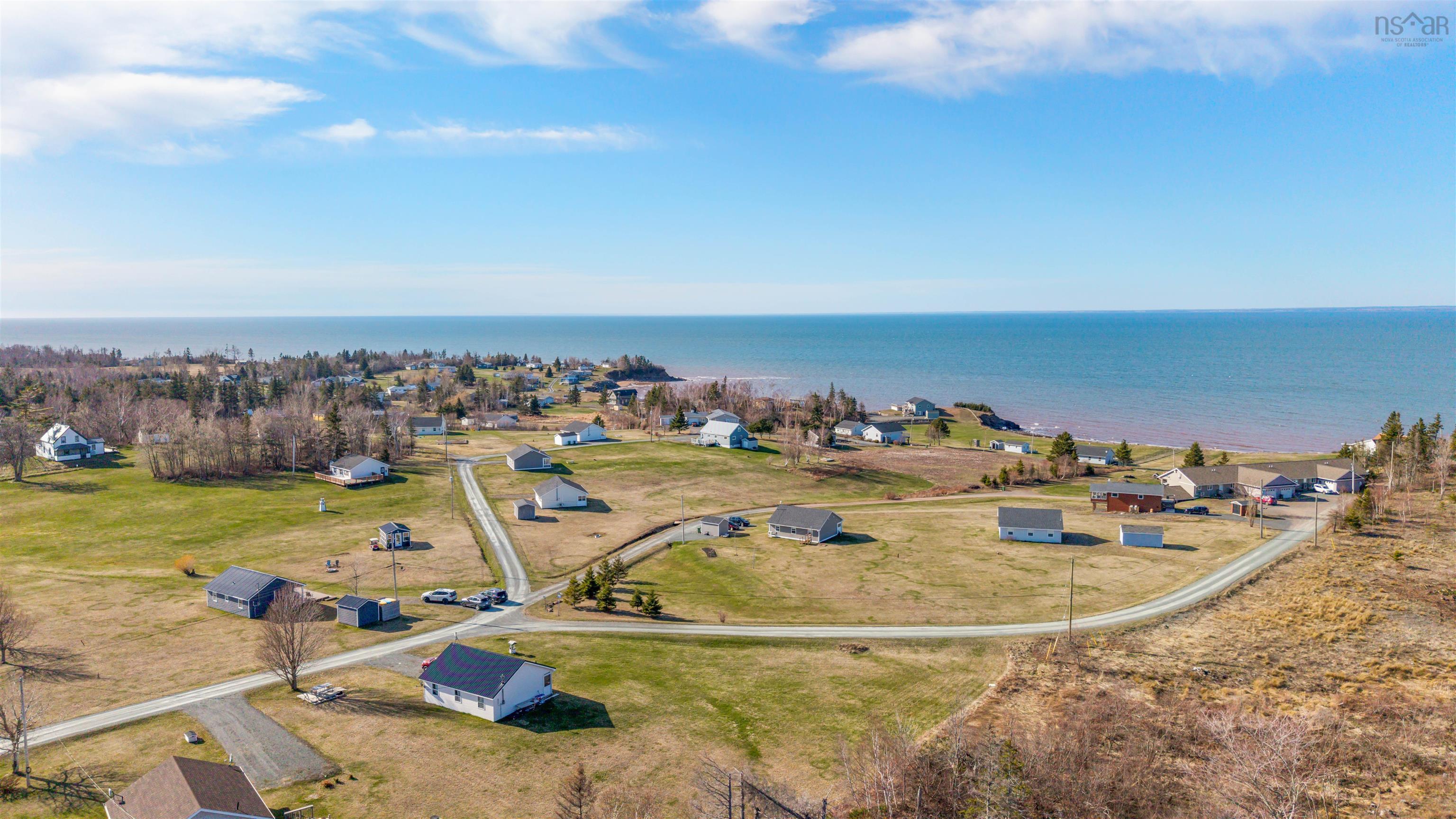 $335,000.00: 29 Island View Crescent, Caribou River