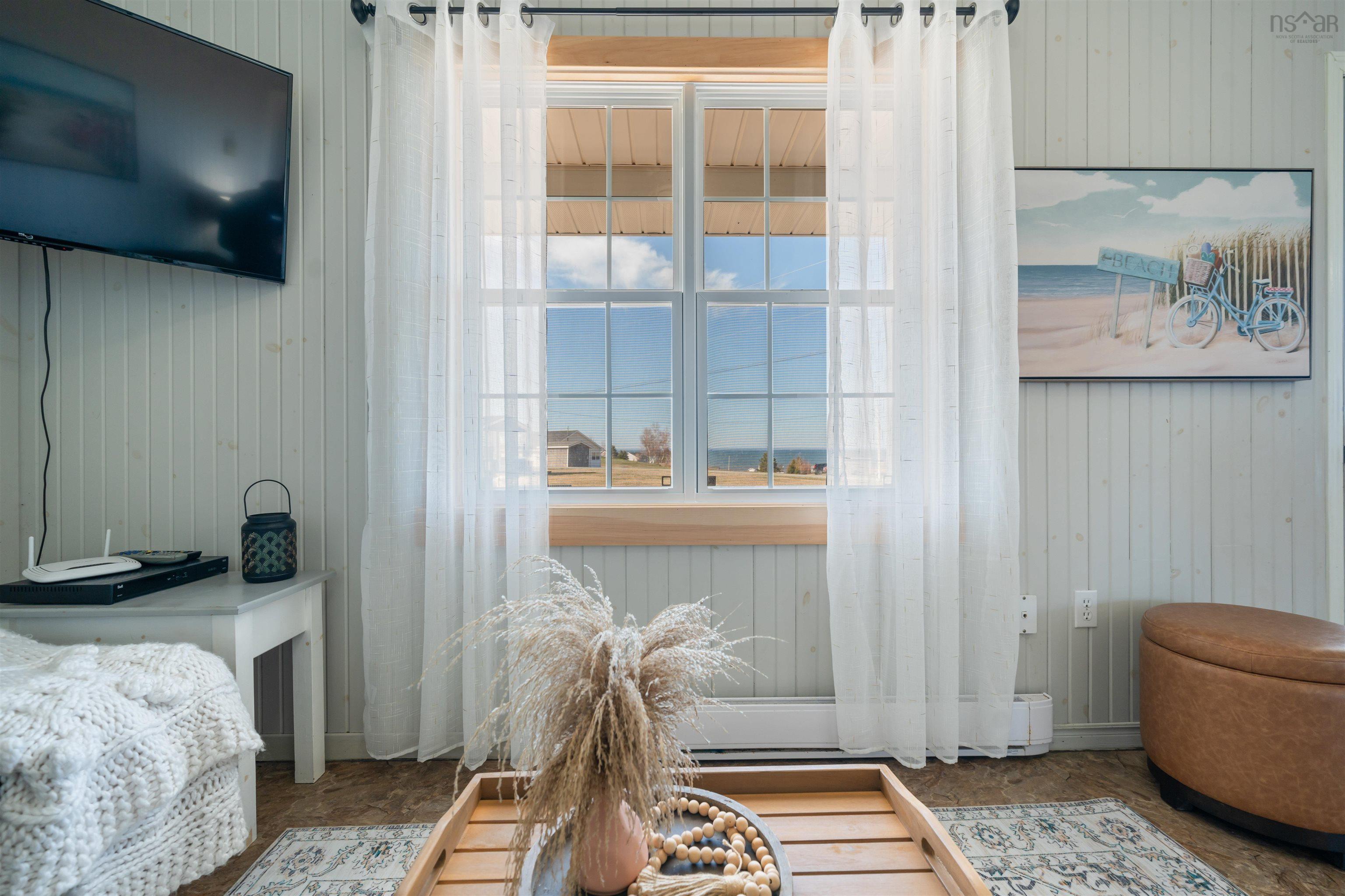 $335,000.00: 29 Island View Crescent, Caribou River