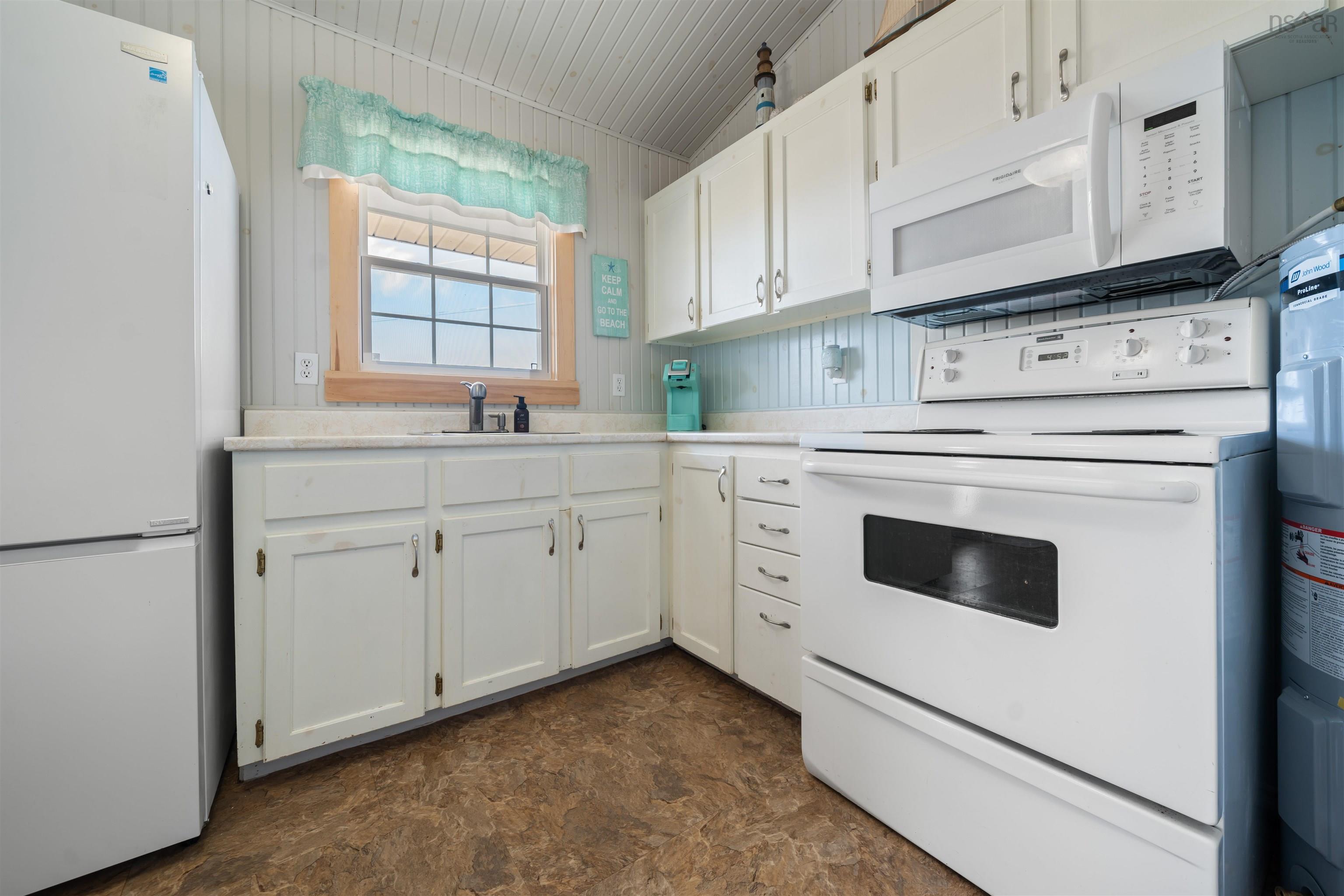 $335,000.00: 29 Island View Crescent, Caribou River