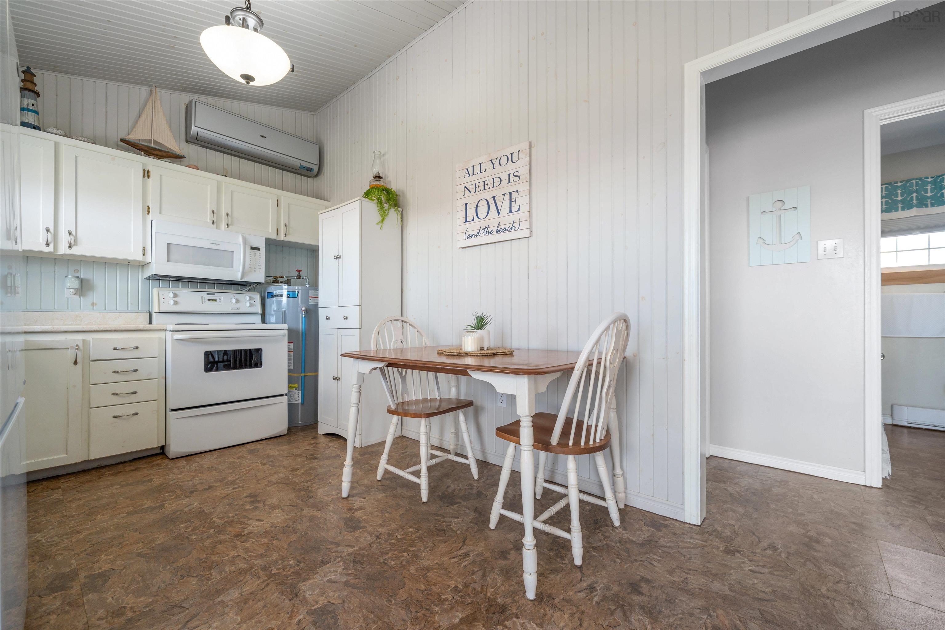 $335,000.00: 29 Island View Crescent, Caribou River