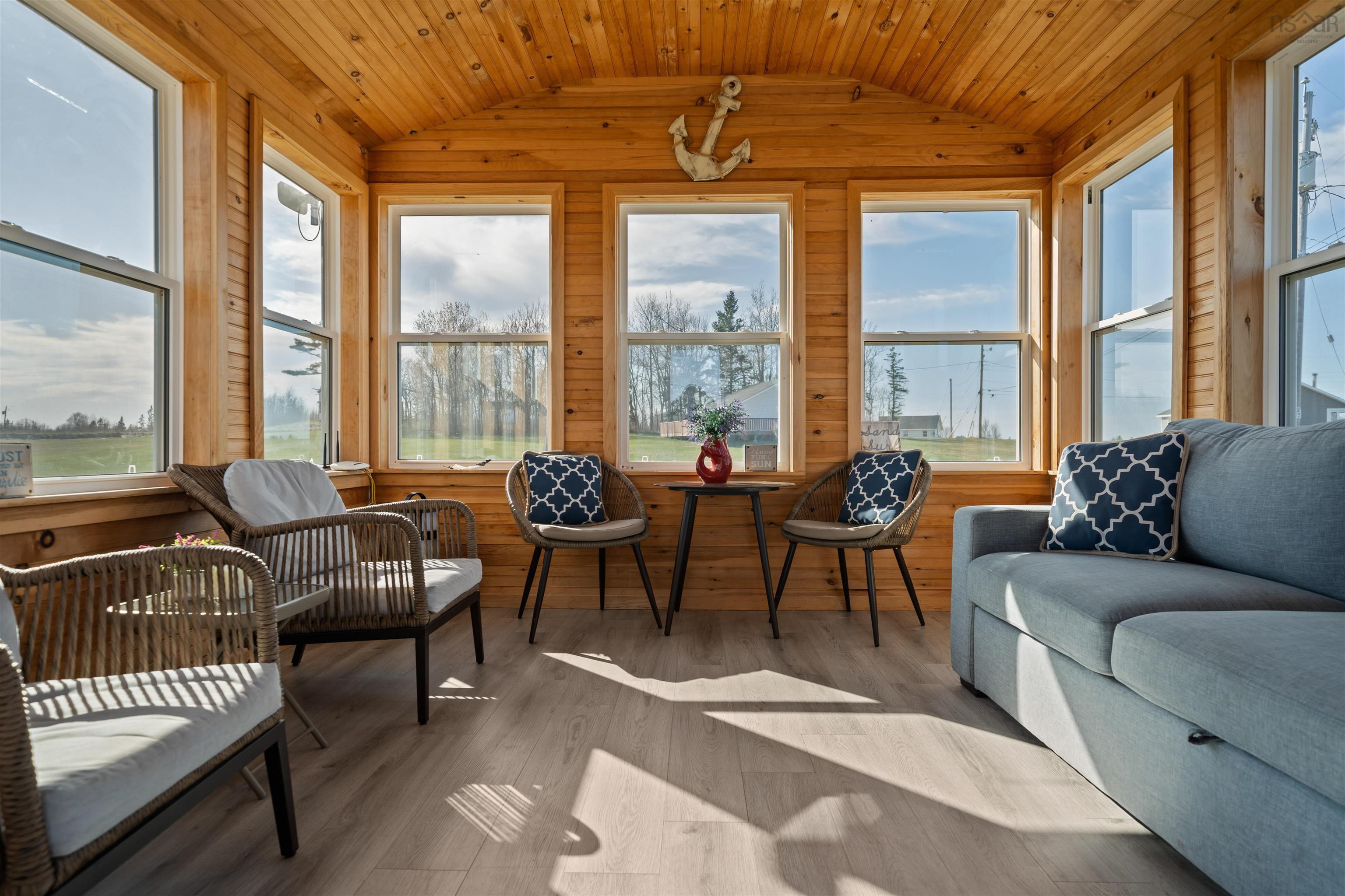 $335,000.00: 29 Island View Crescent, Caribou River