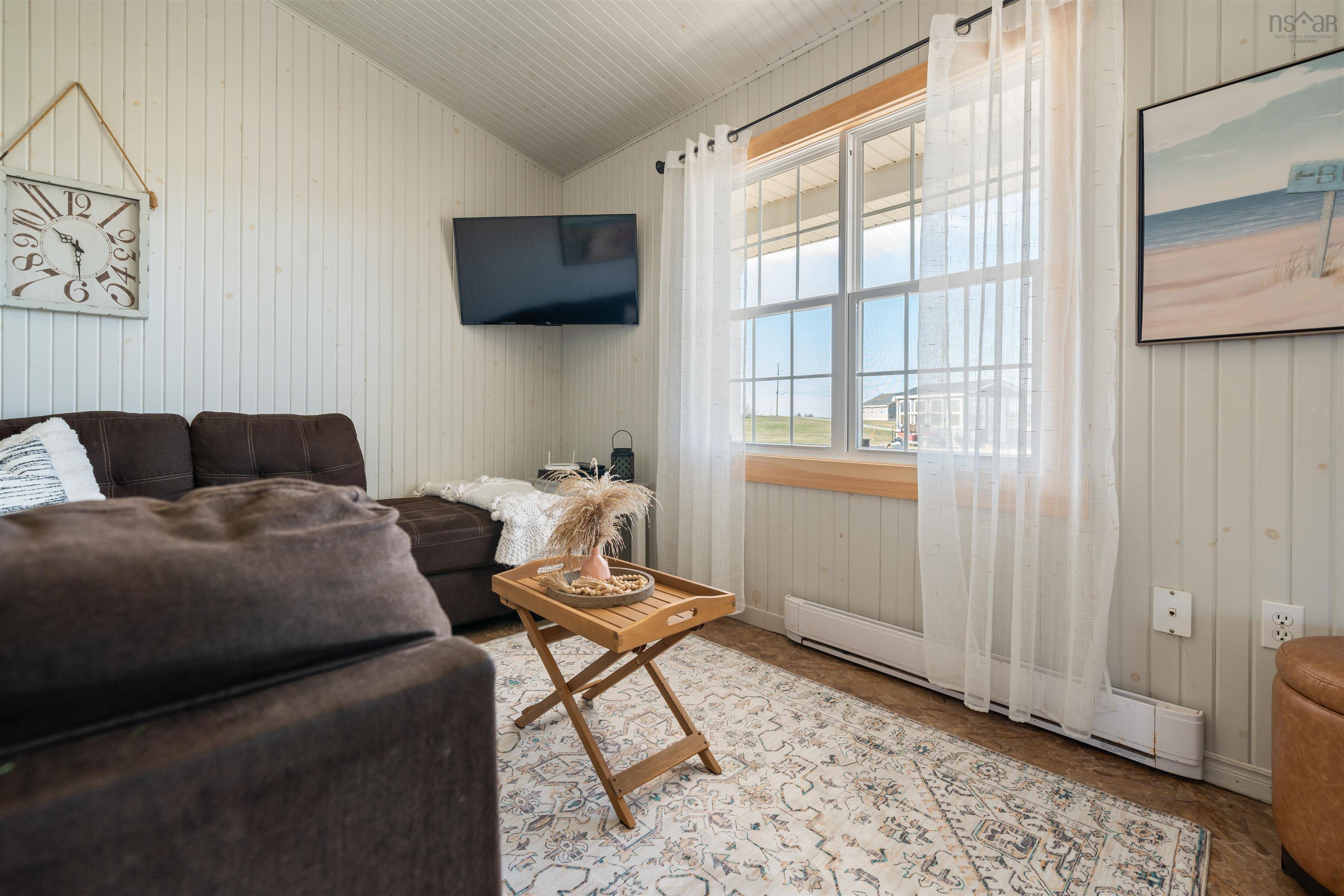 $335,000.00: 29 Island View Crescent, Caribou River