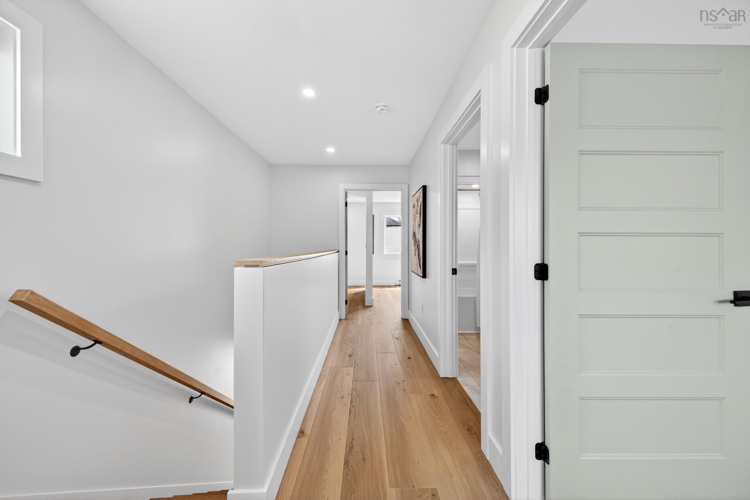 $399,000.00: 13 Cottage Street, Truro