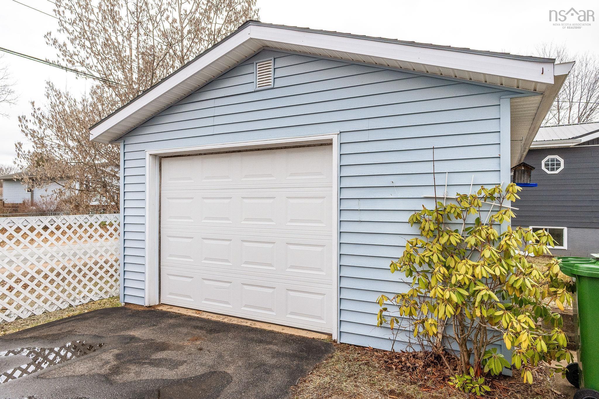 $325,000.00: 997 Argus Drive, Greenwood