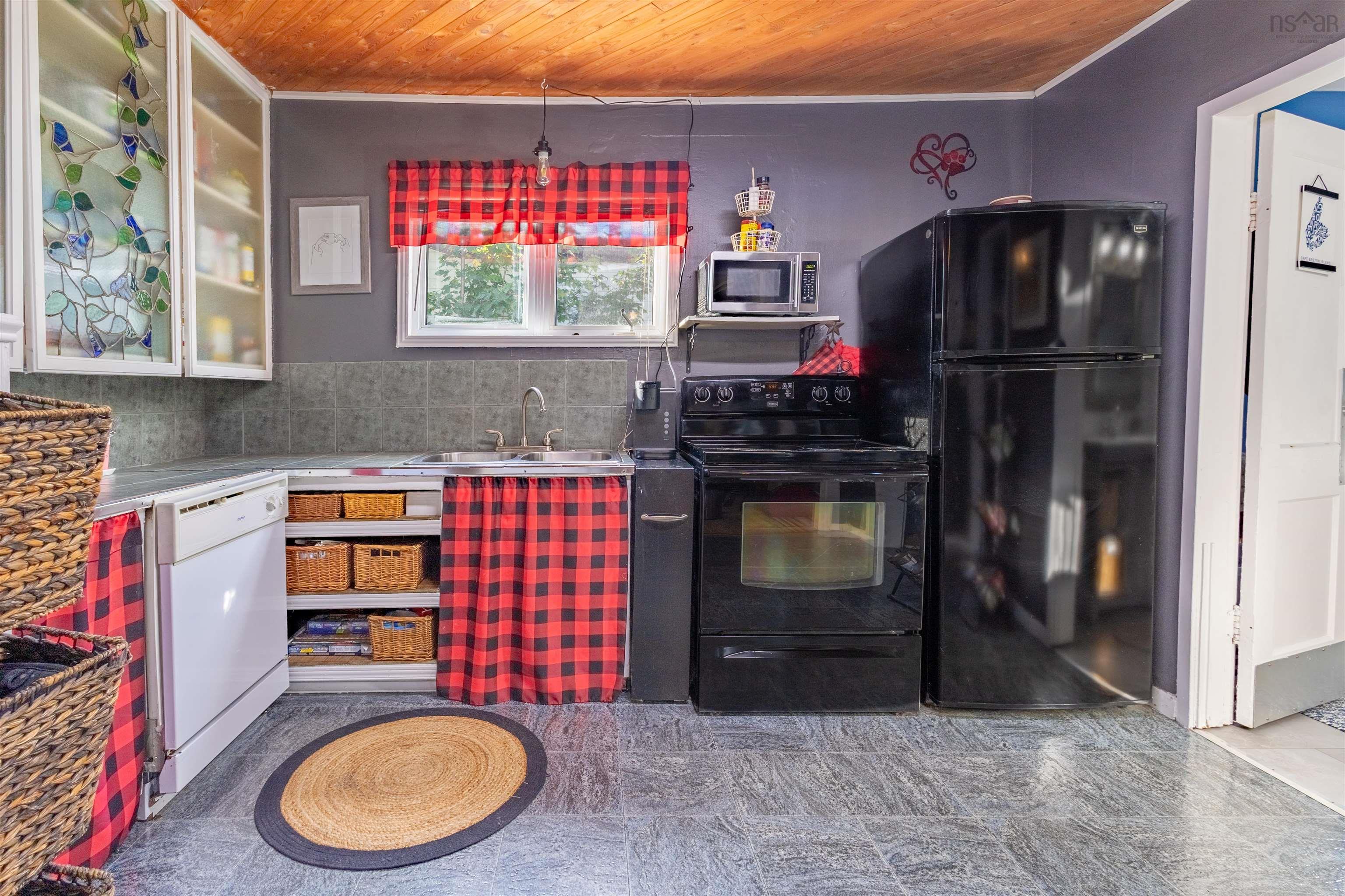 $124,900.00: 248 Main Street, Florence