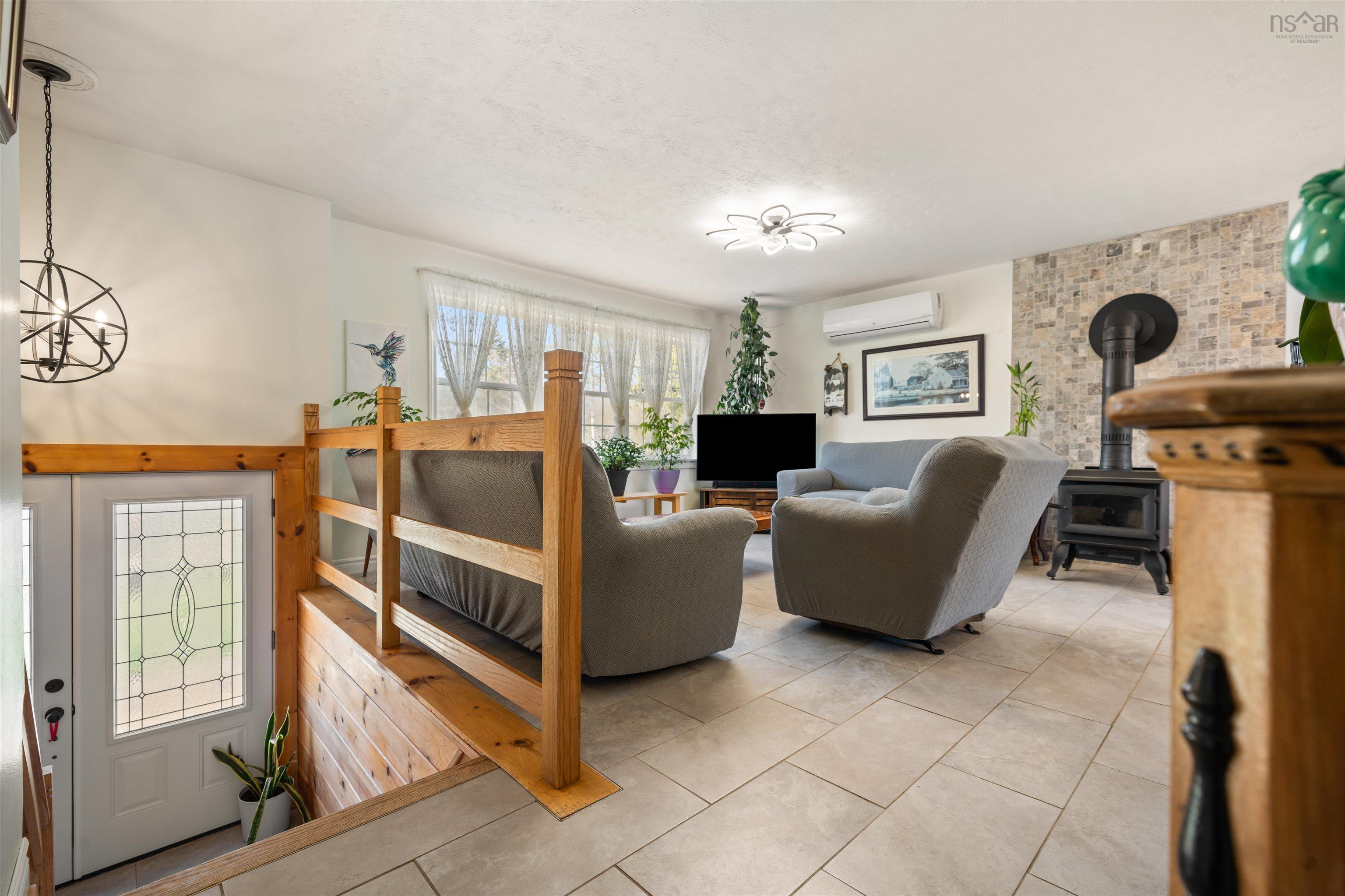 $634,000.00: 1106 Tetzlaff Road, Kentville