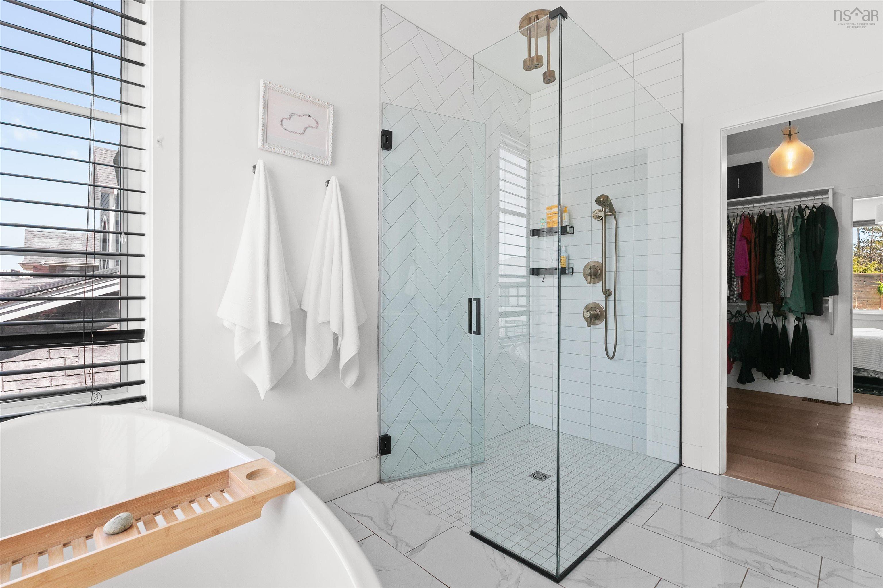 27 Weybridge Lane, Bedford, NS (MLS 202609057)