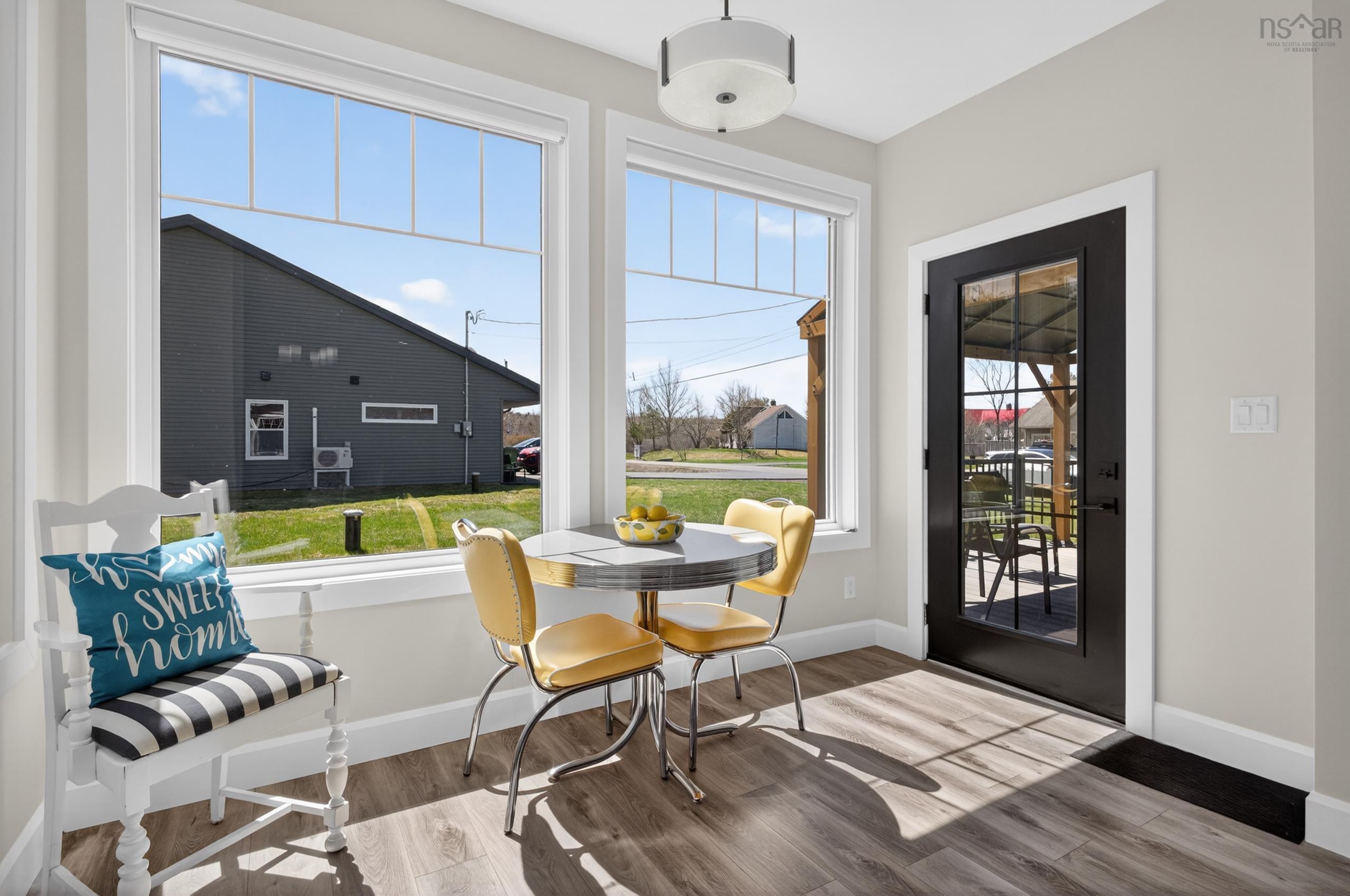 $559,900.00: 26 Eagleview Drive, Murray Siding