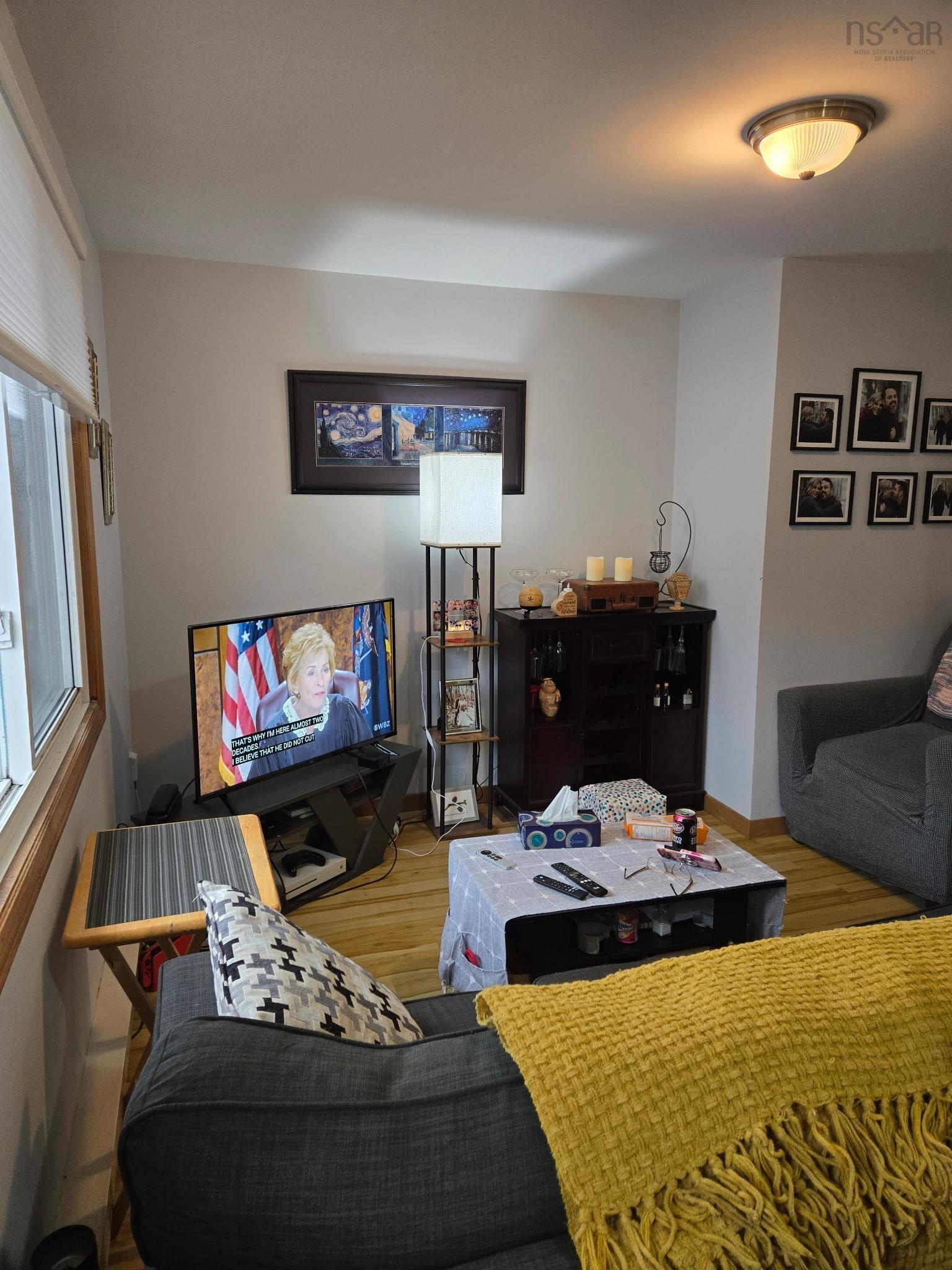 $325,000.00: 152 Willow Street, Amherst