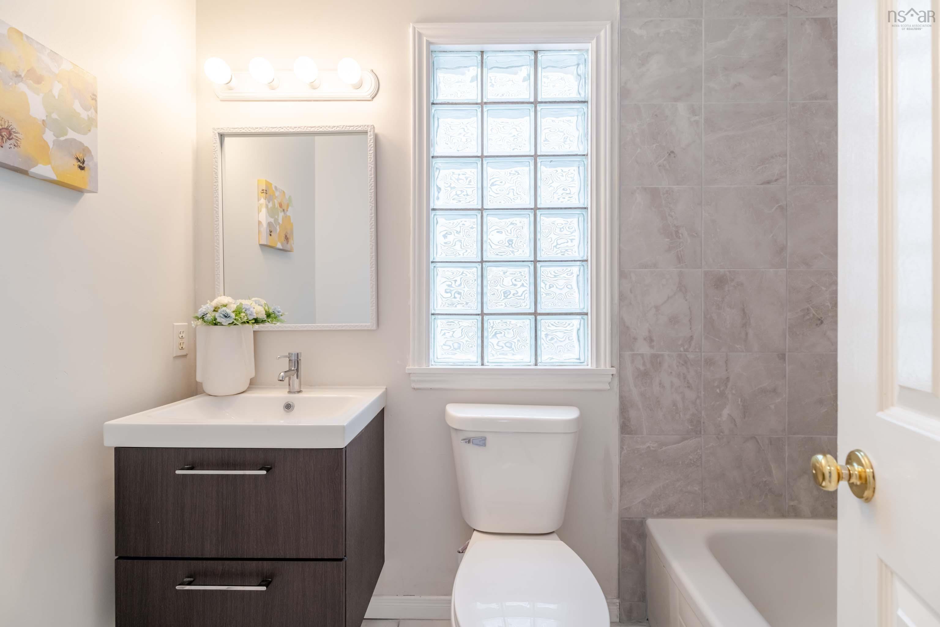 51 Roy Crescent, Bedford, NS (MLS 202609077)