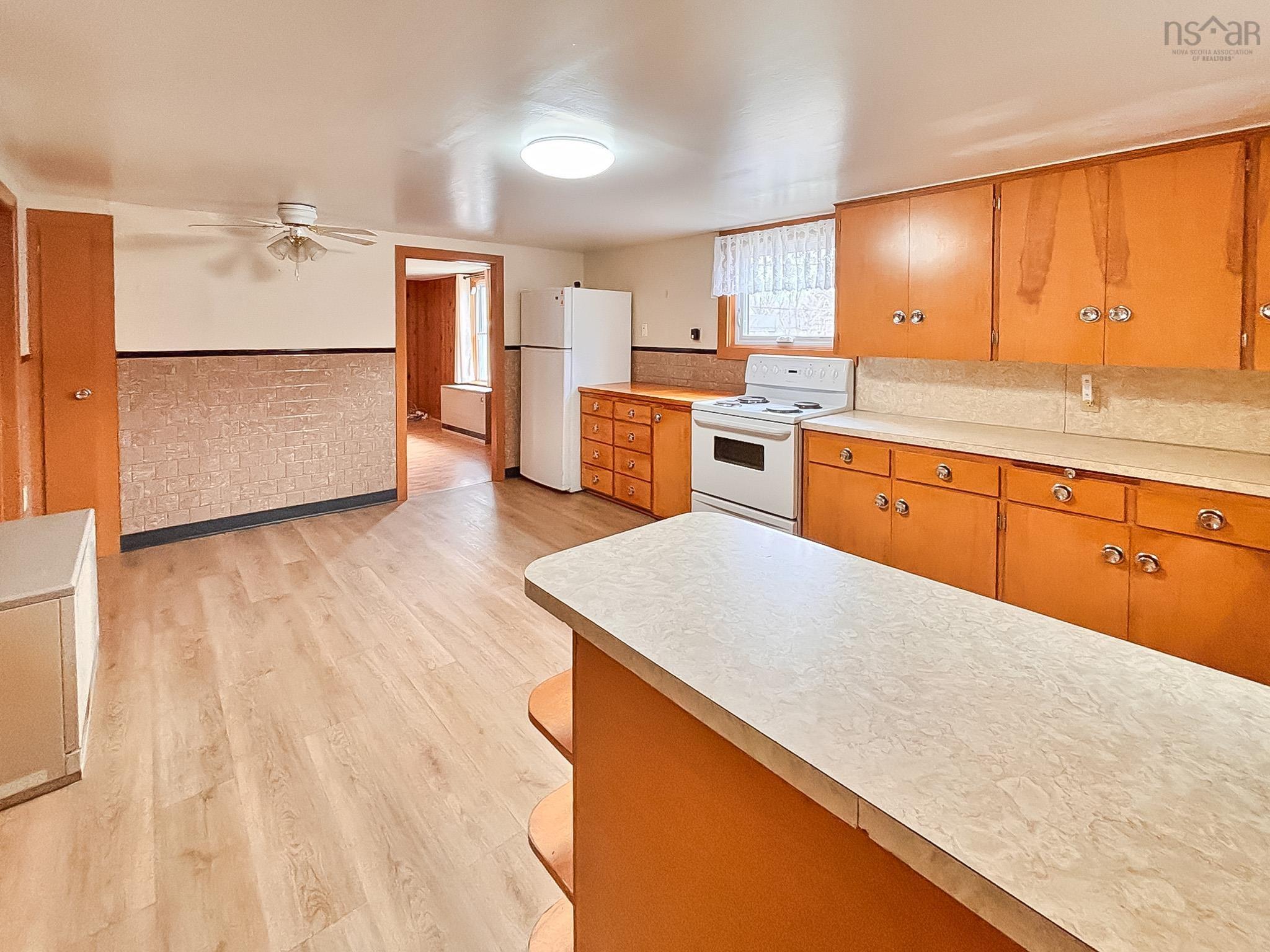 $349,900.00: 591 Highway 325, Blockhouse