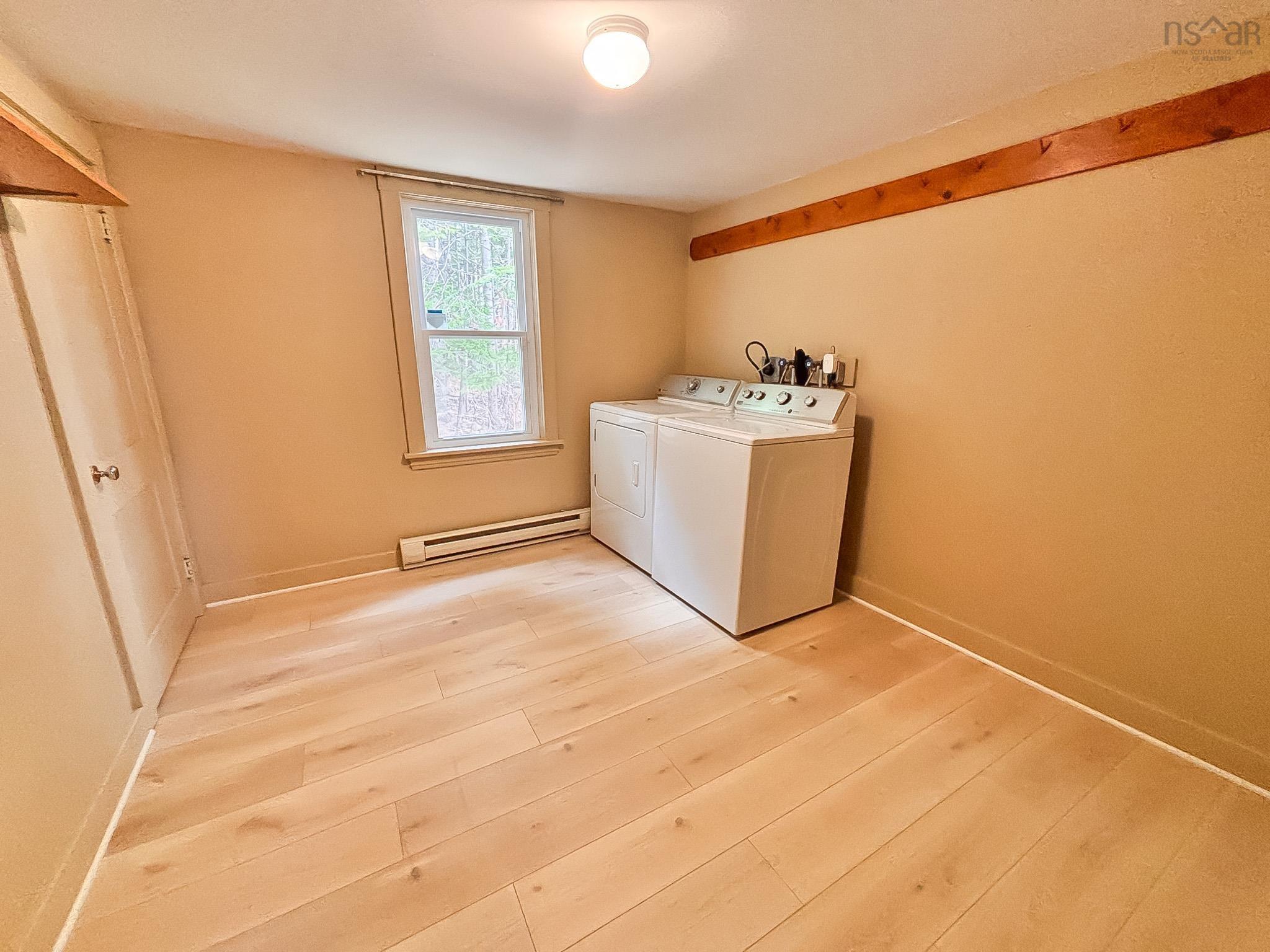 $349,900.00: 591 Highway 325, Blockhouse