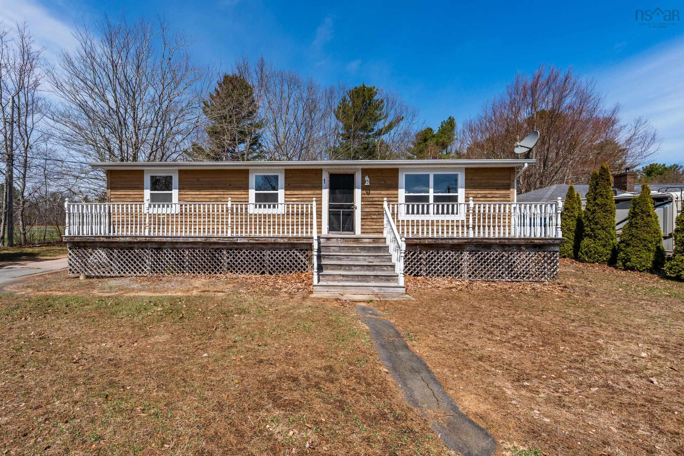$319,000.00: 1 Pinecrest Drive, Middleton