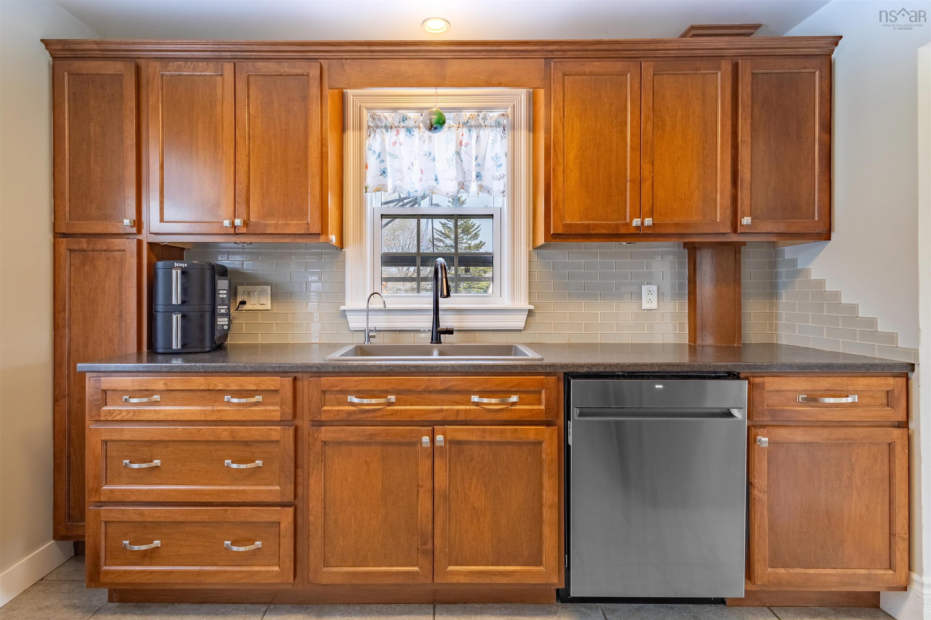 $220,000.00: 624 King Street, New Waterford