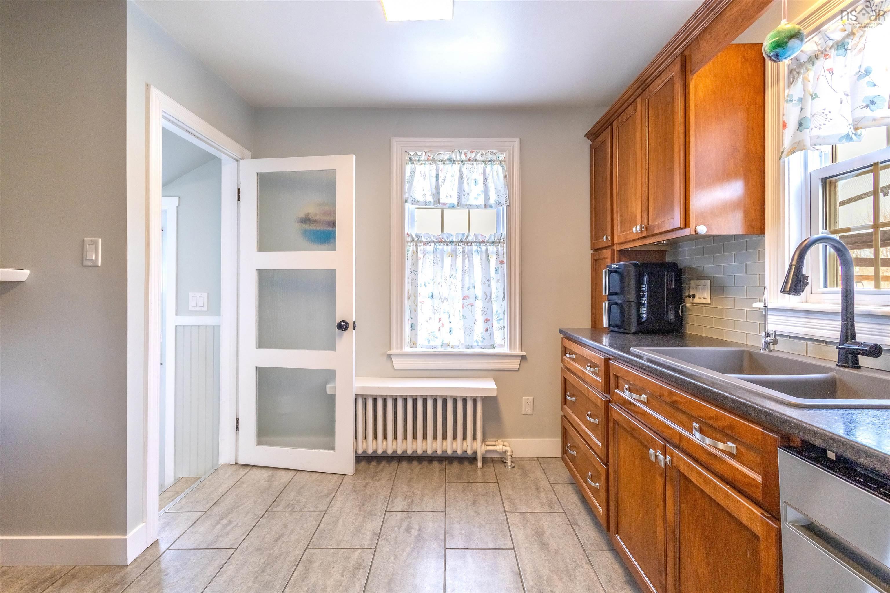 $220,000.00: 624 King Street, New Waterford