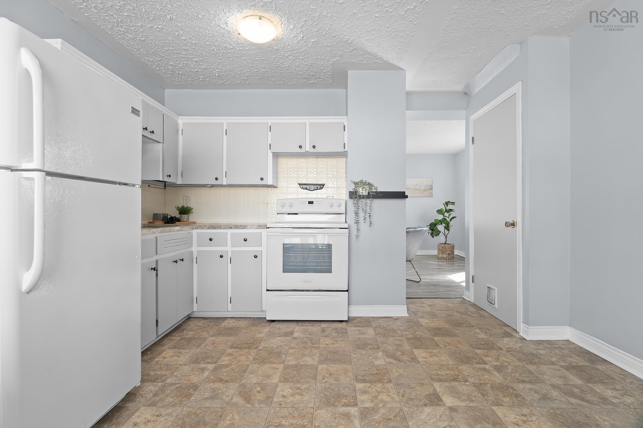 $399,900.00: 23 Tillock Drive Drive, Lower Sackville