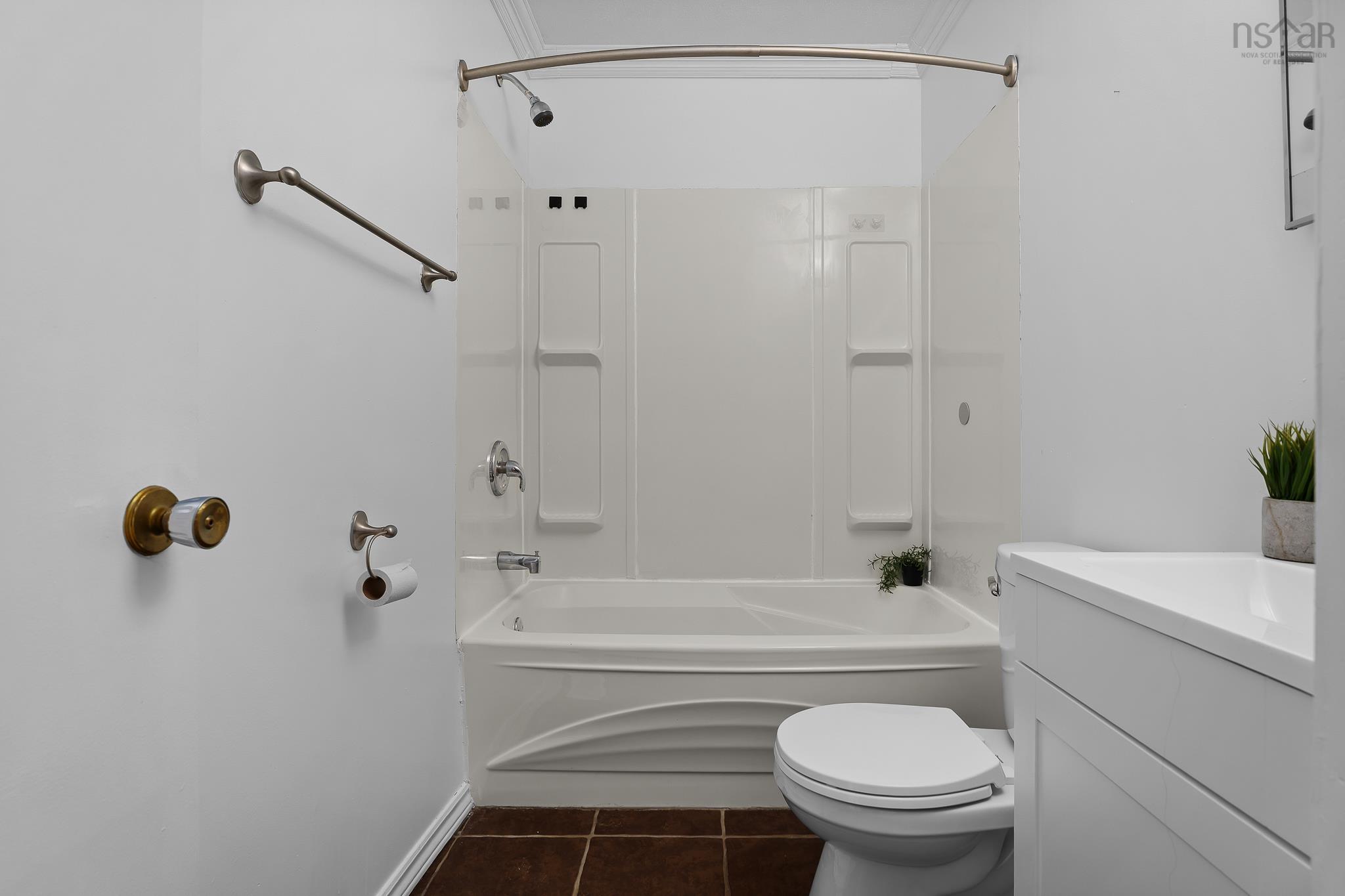 $399,900.00: 23 Tillock Drive Drive, Lower Sackville