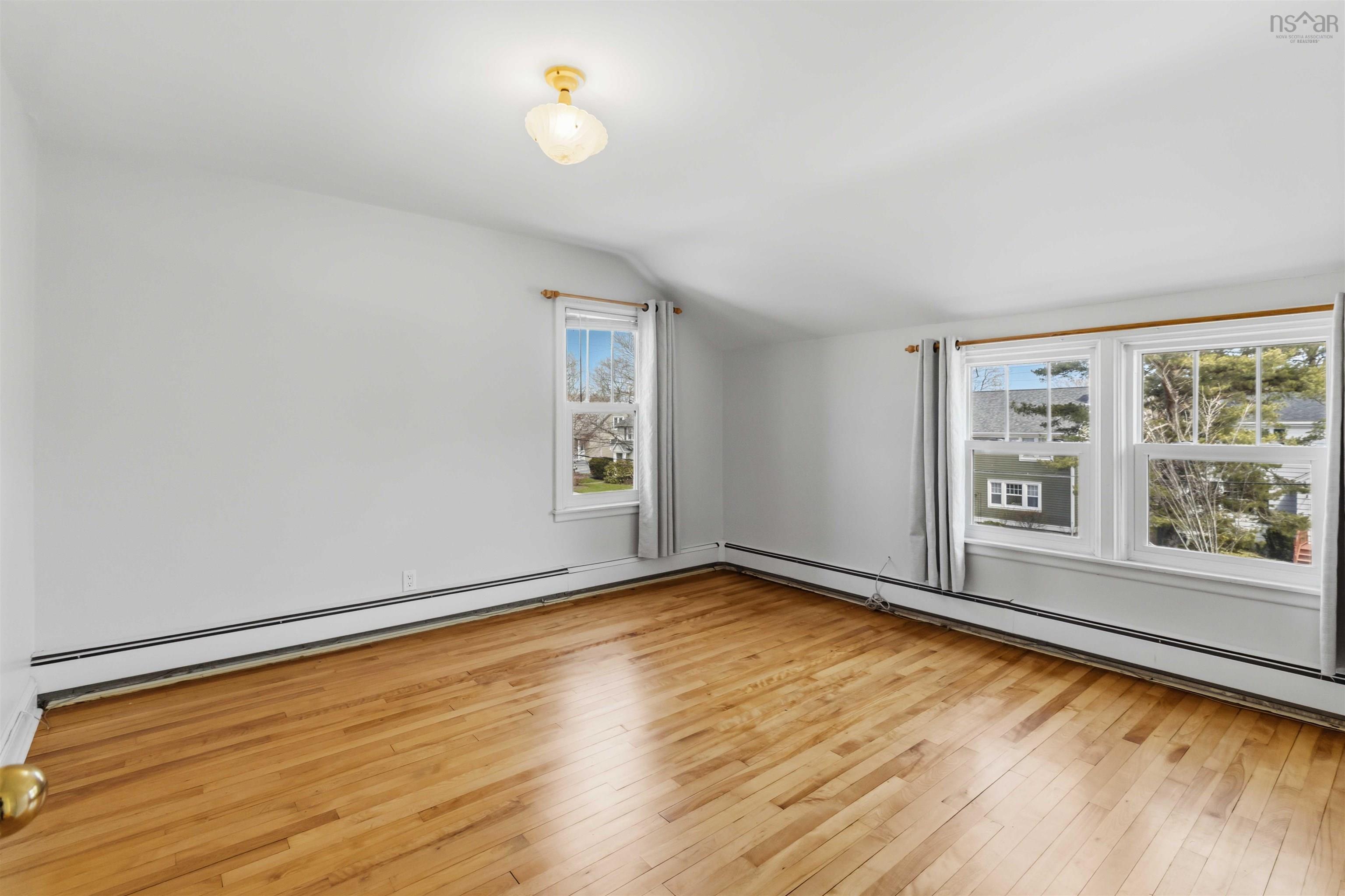 $679,900.00: 3188 Hemlock Street, Halifax