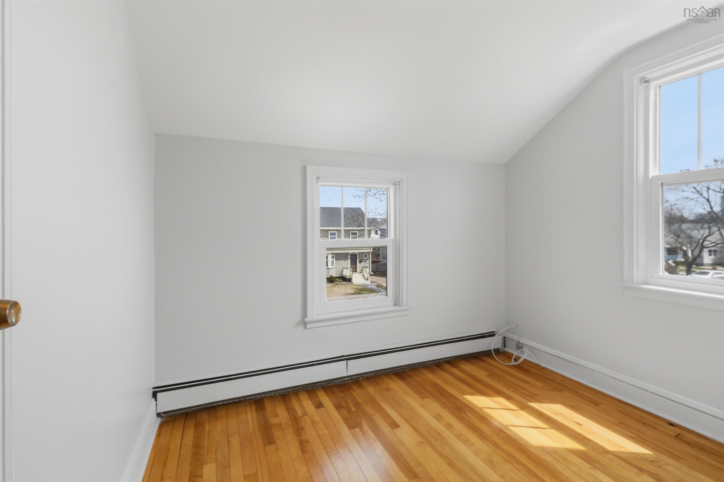 $679,900.00: 3188 Hemlock Street, Halifax