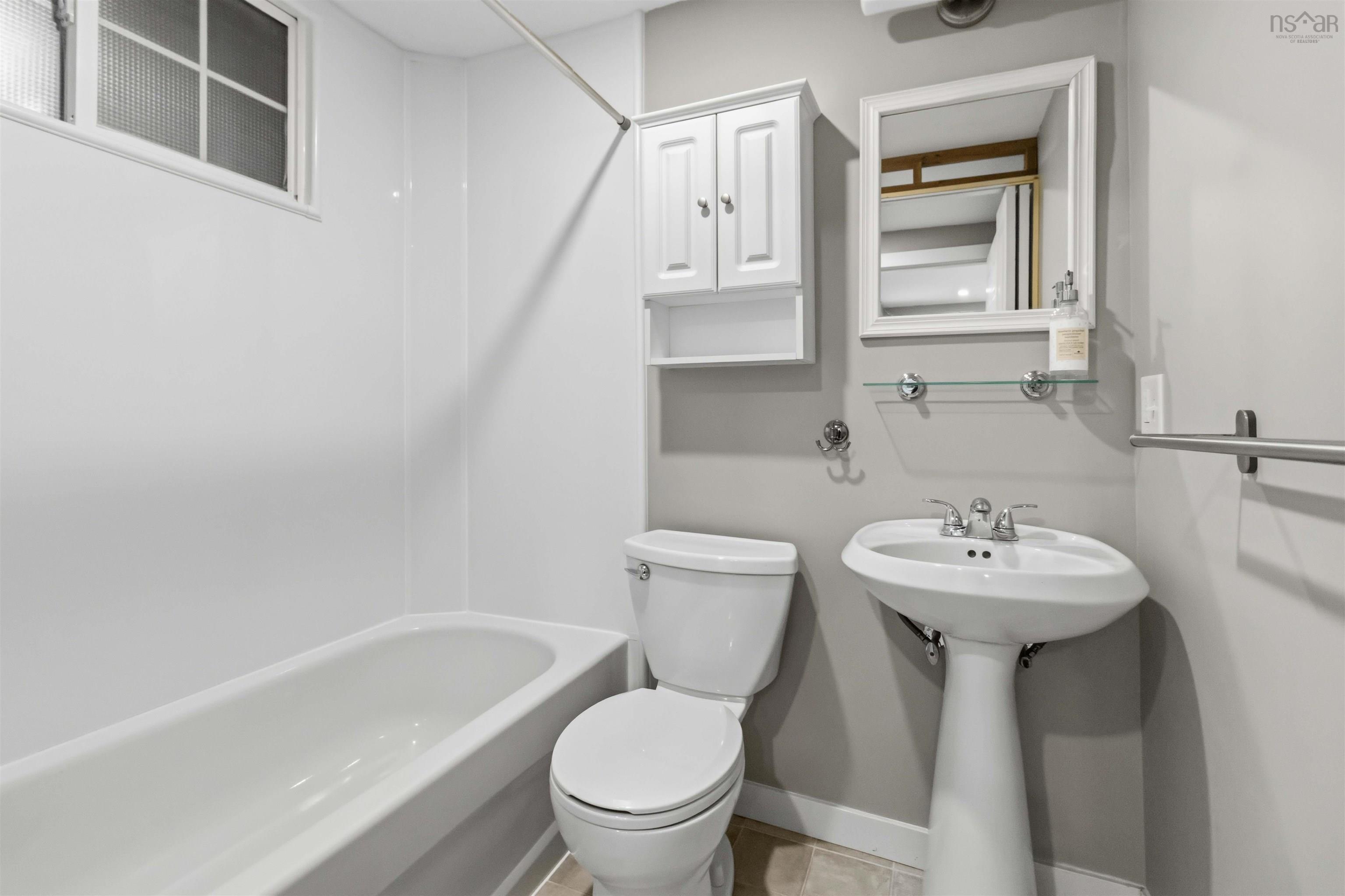 $679,900.00: 3188 Hemlock Street, Halifax