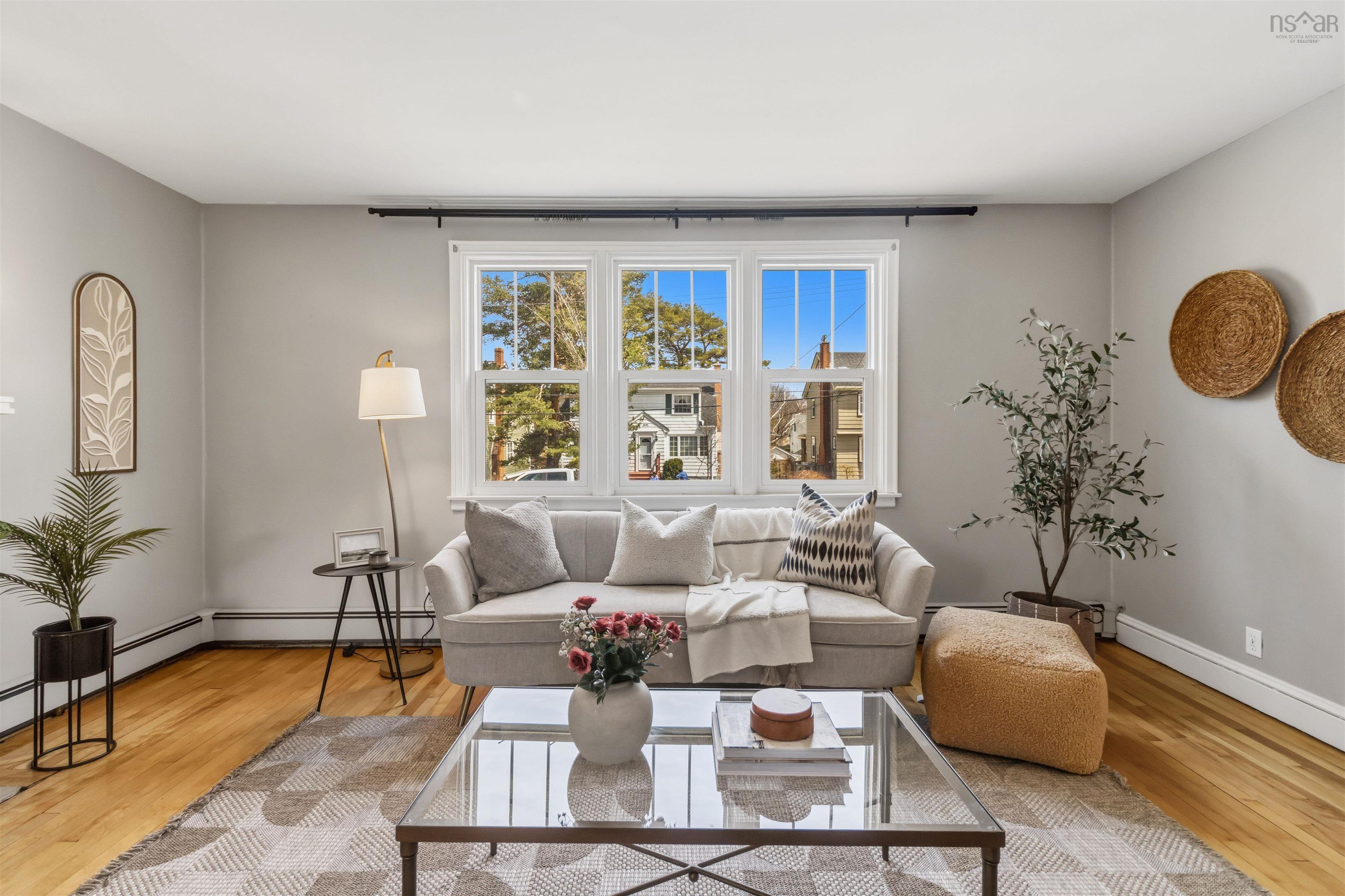 $679,900.00: 3188 Hemlock Street, Halifax