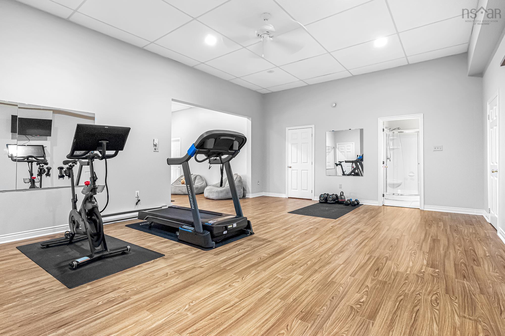 $1,215,000.00: 16 Armoyan Court, Bedford