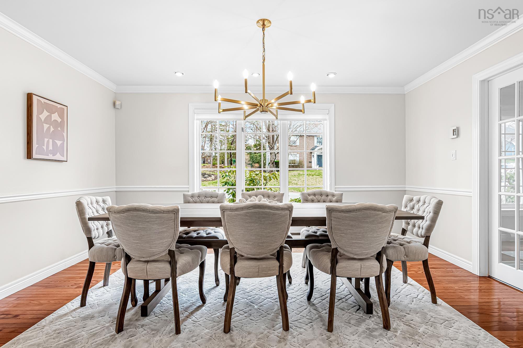 $1,215,000.00: 16 Armoyan Court, Bedford