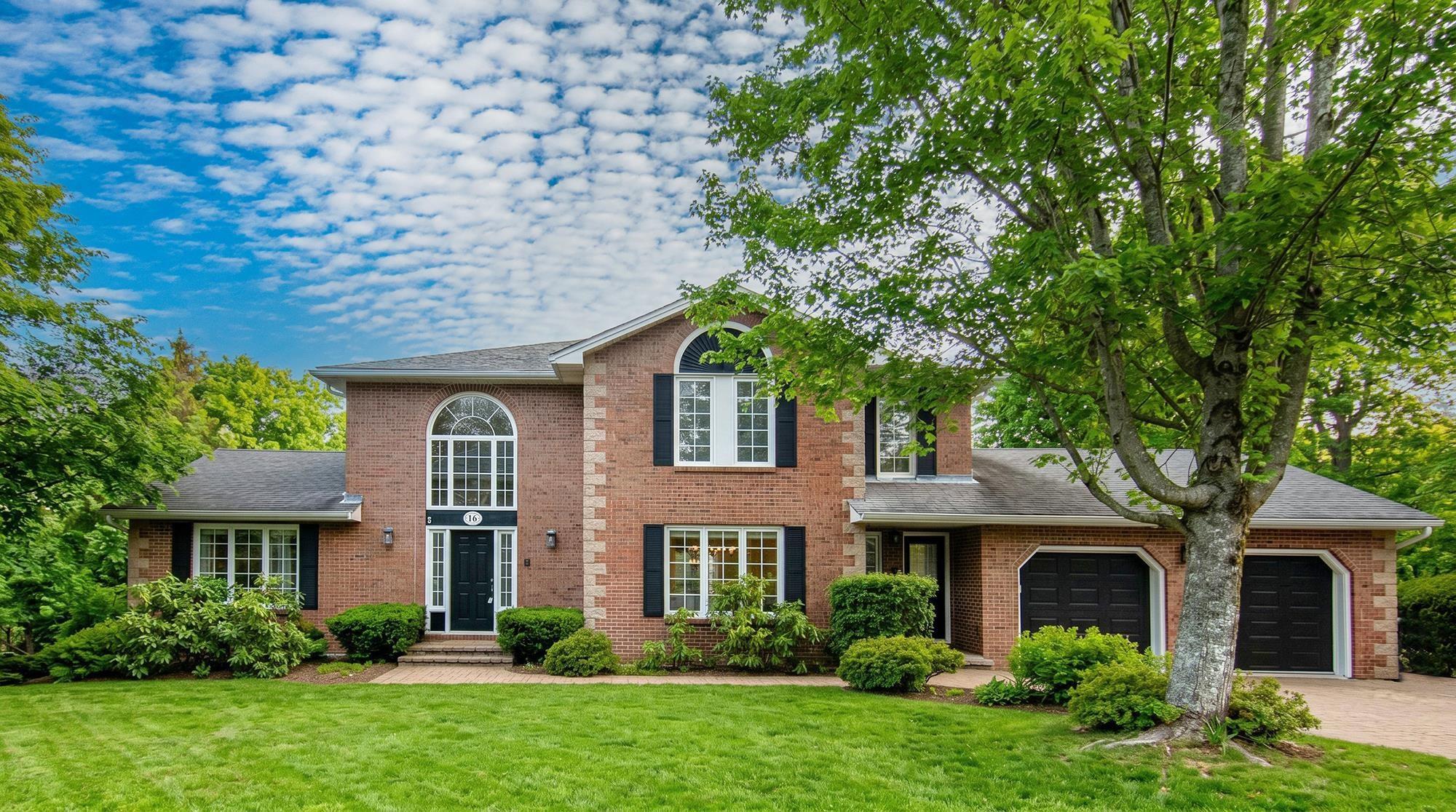 $1,215,000.00: 16 Armoyan Court, Bedford