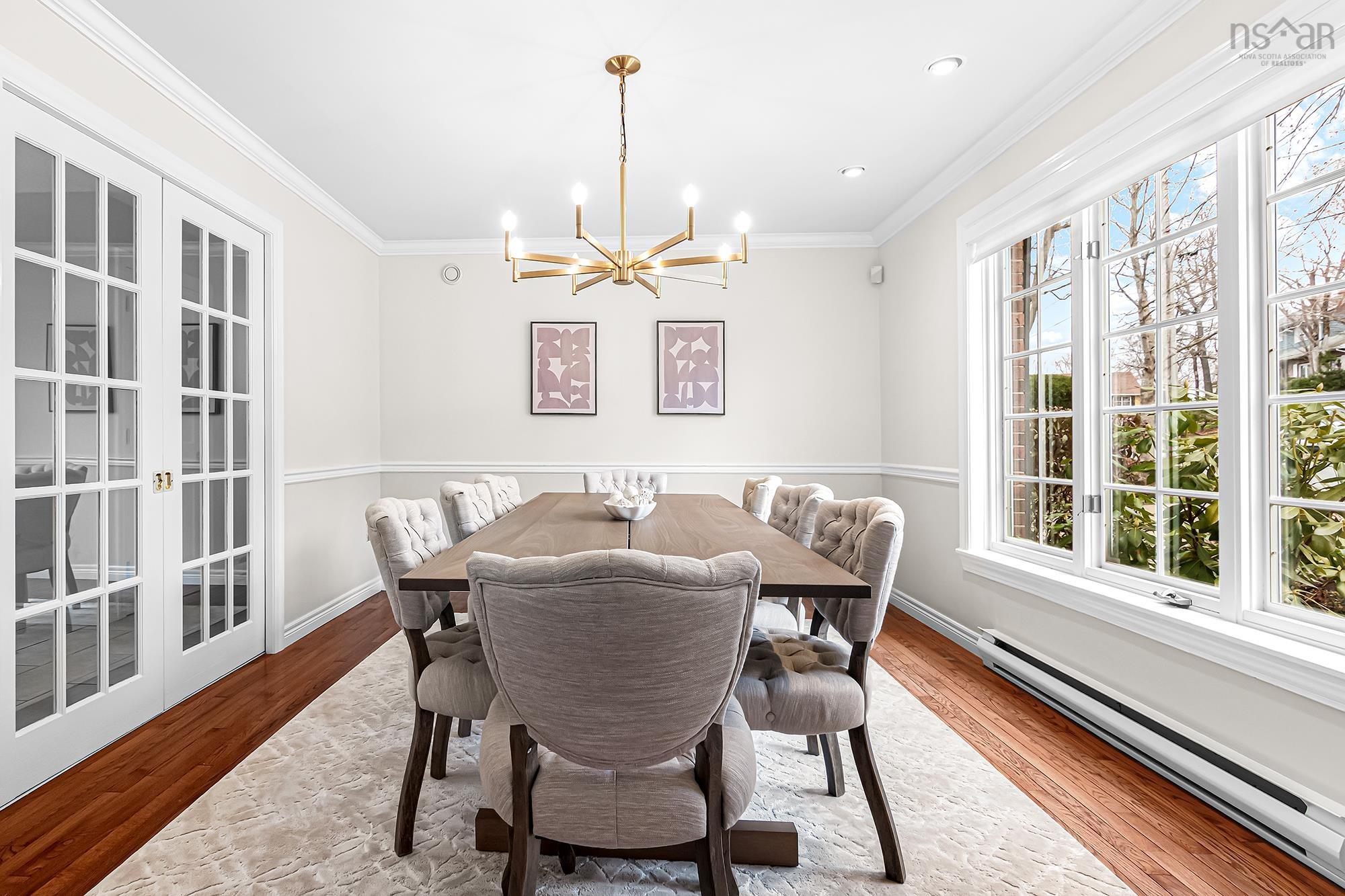 $1,215,000.00: 16 Armoyan Court, Bedford