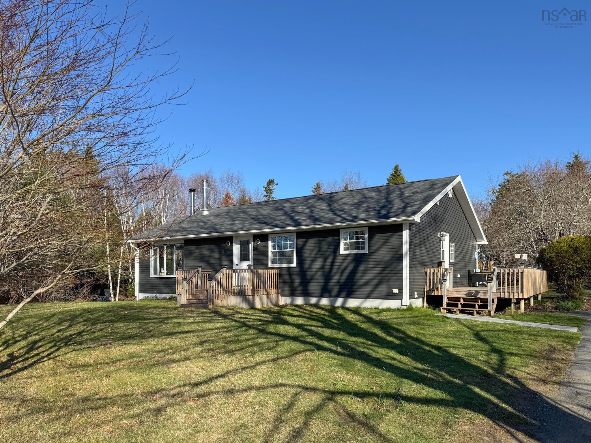$349,900.00: 3559 Highway 340, Carleton
