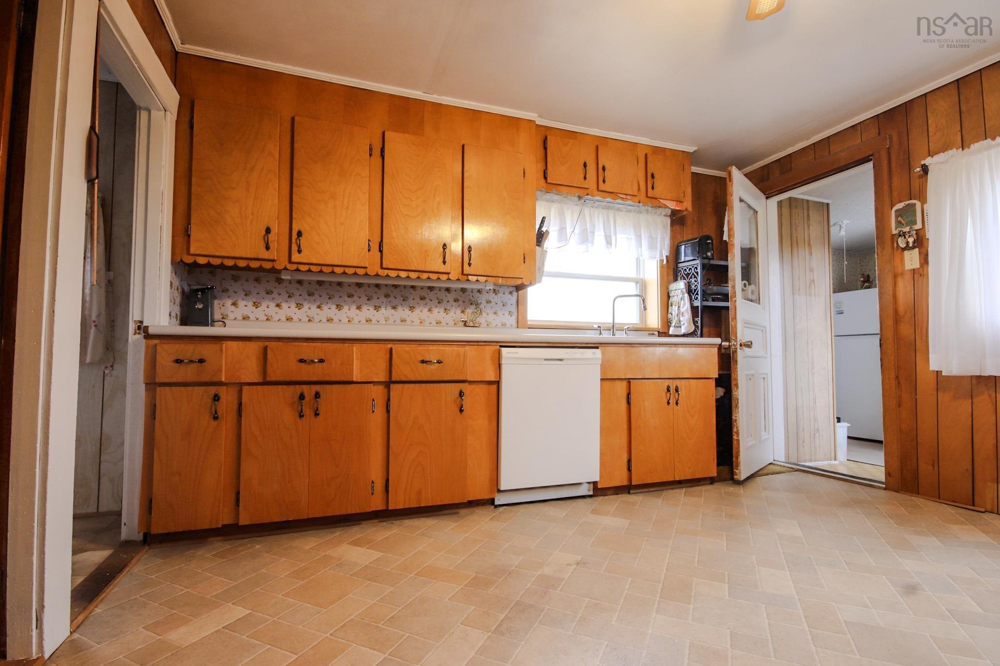 $249,000.00: 1359 Stoney Island Road, Stoney Island
