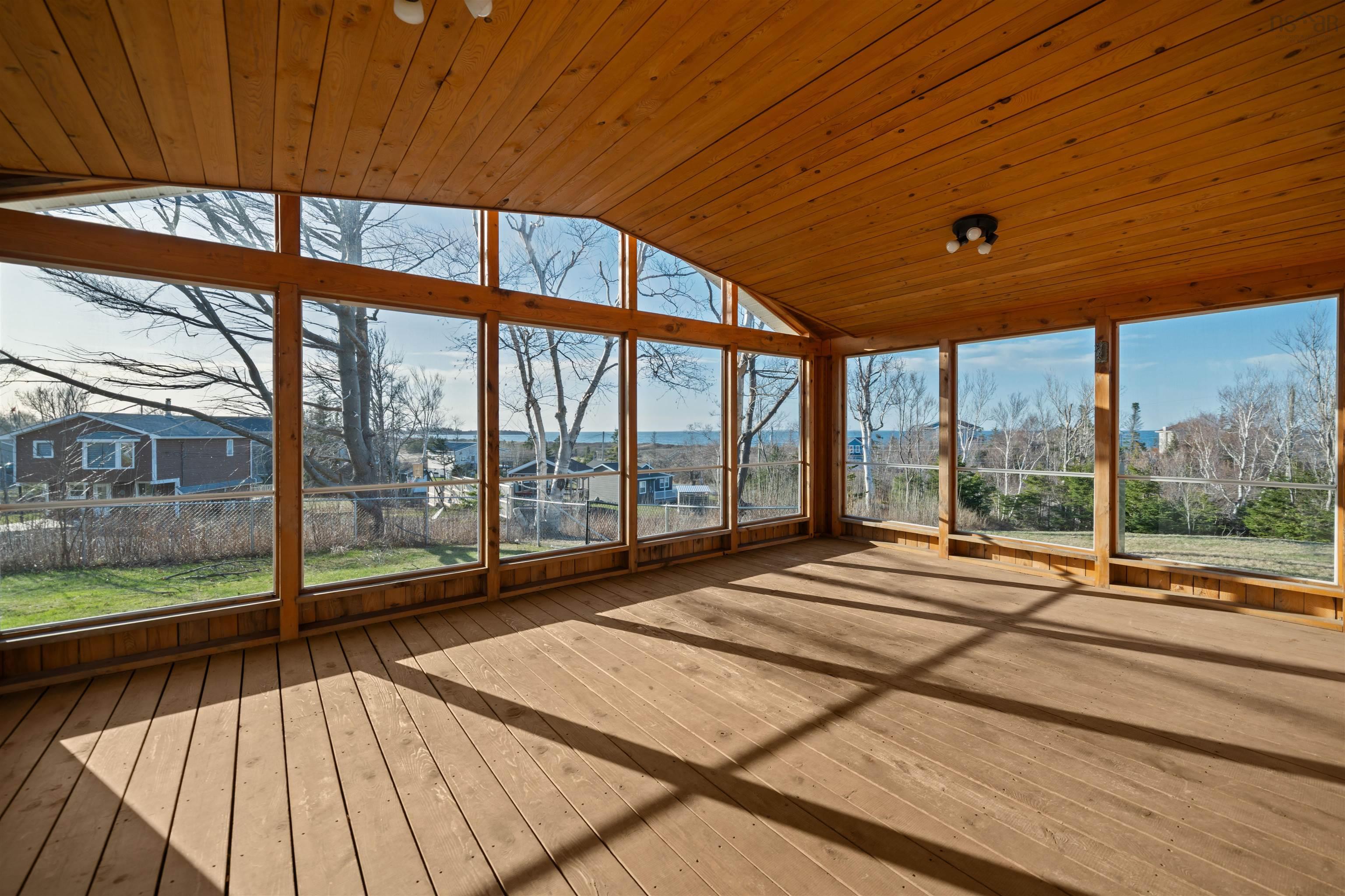 $579,000.00: 6143 Little Harbour Road, Kings Head