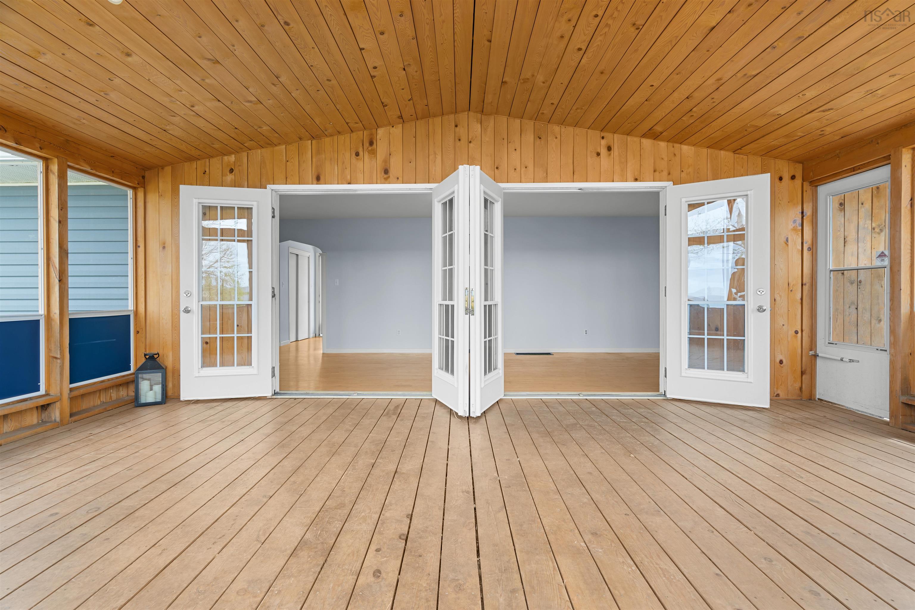 $579,000.00: 6143 Little Harbour Road, Kings Head
