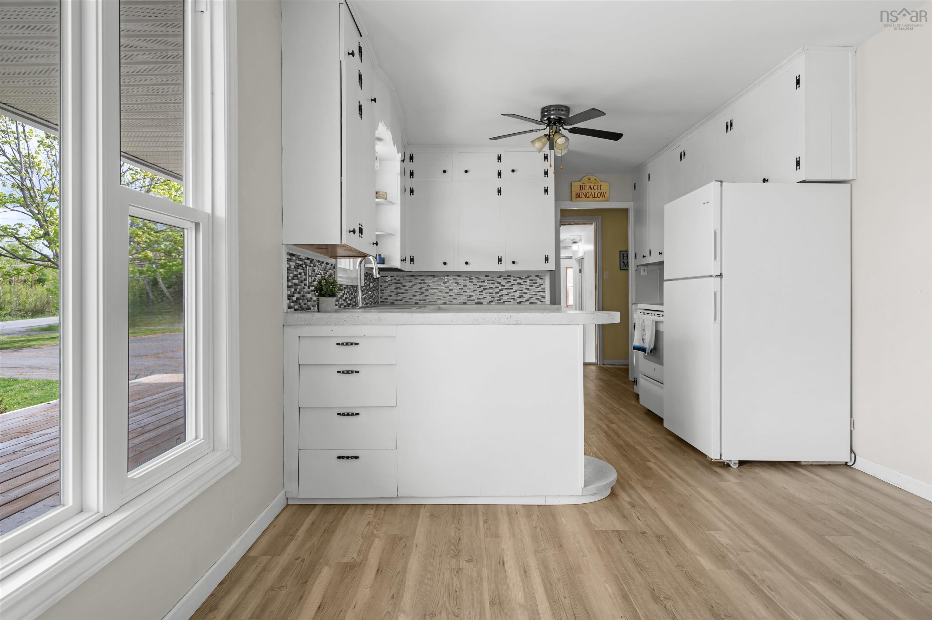 $549,000.00: 6143 Little Harbour Road, Kings Head