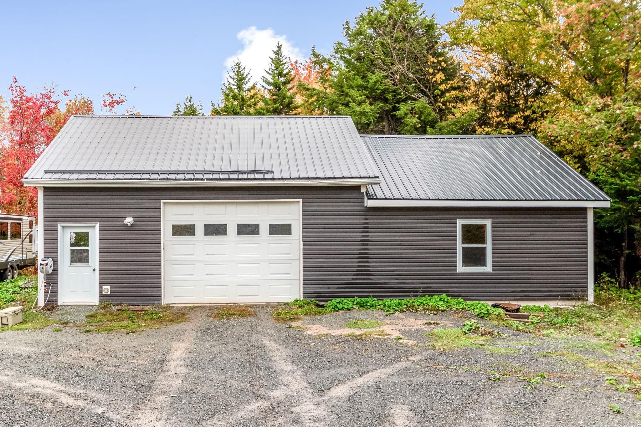$725,000.00: 75 Evan Road, Greenwood