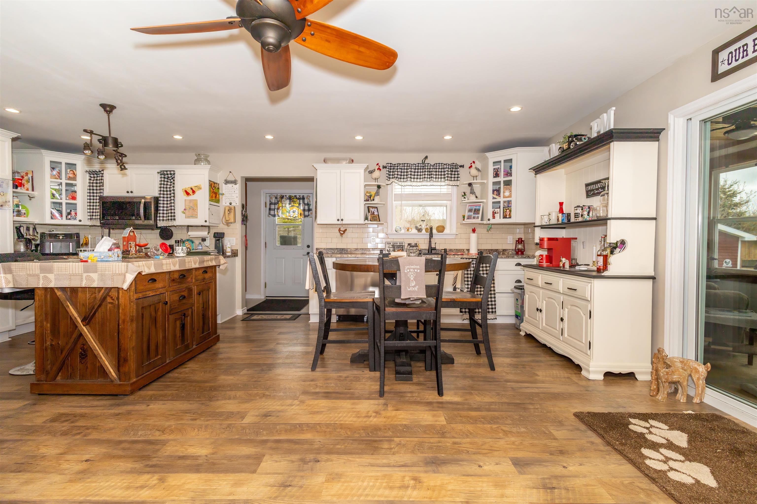 $361,000.00: 99 Blaze Road, Loch Lomond