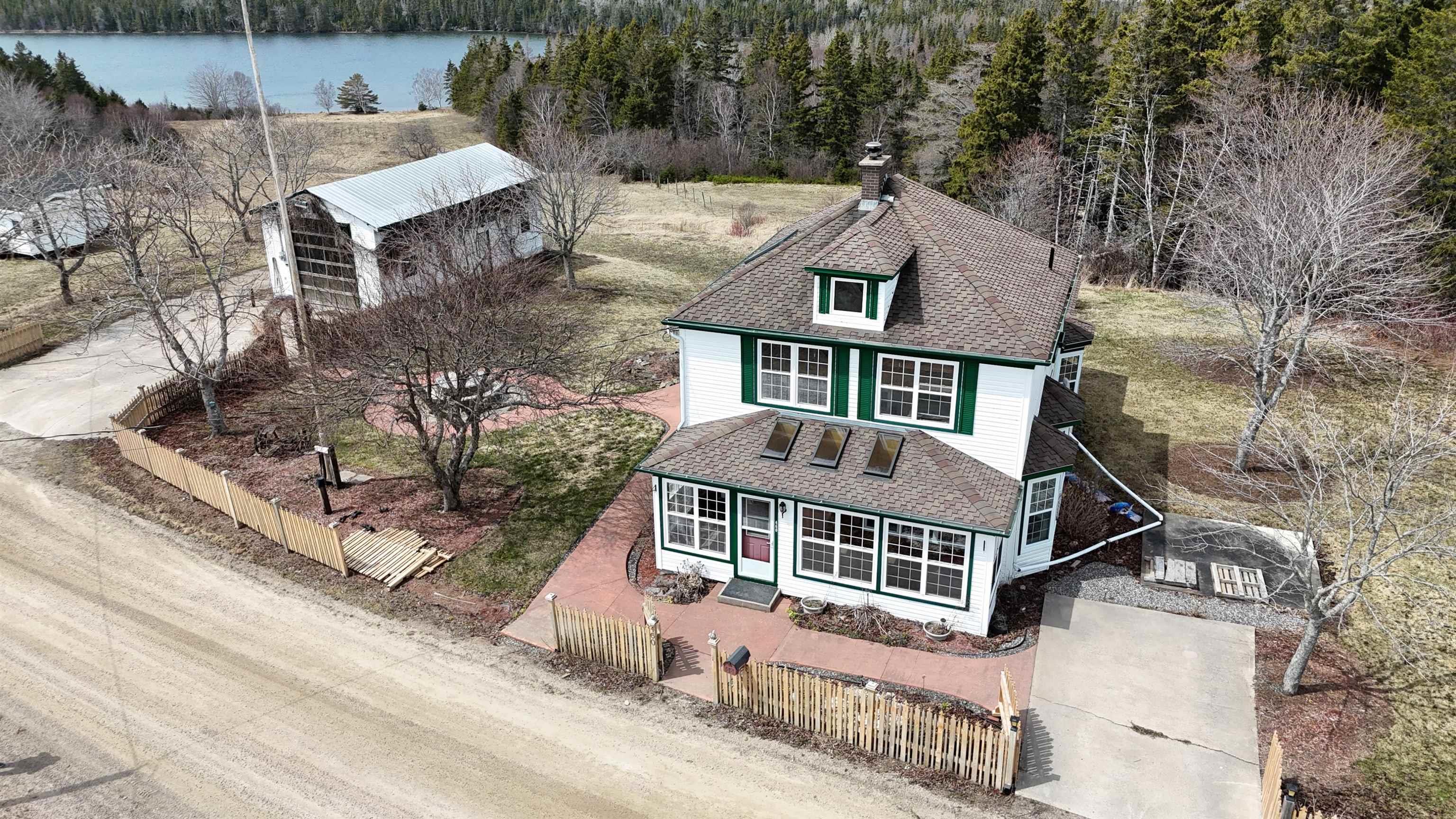 $349,000.00: 460 Red Point Road, Red Point