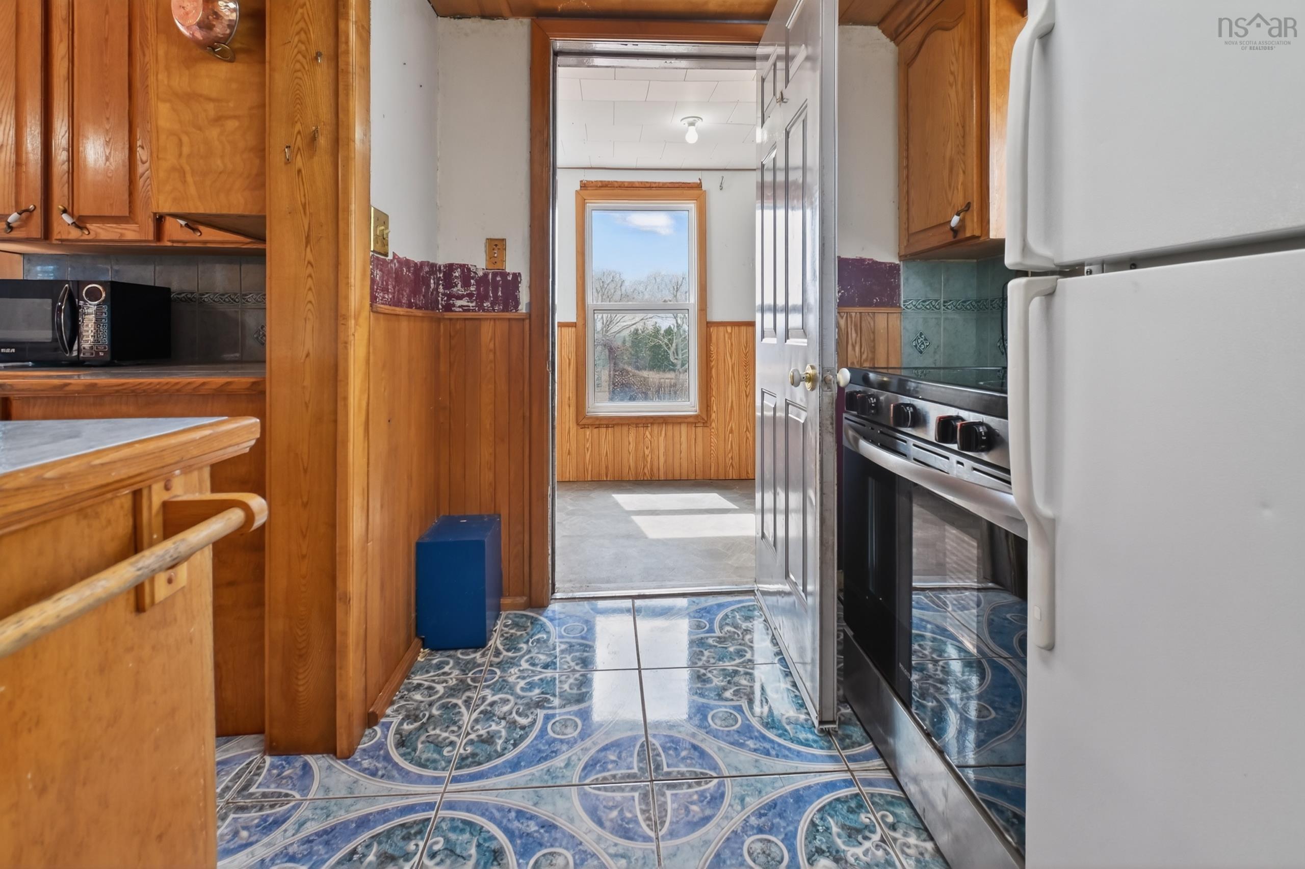 $349,000.00: 460 Red Point Road, Red Point