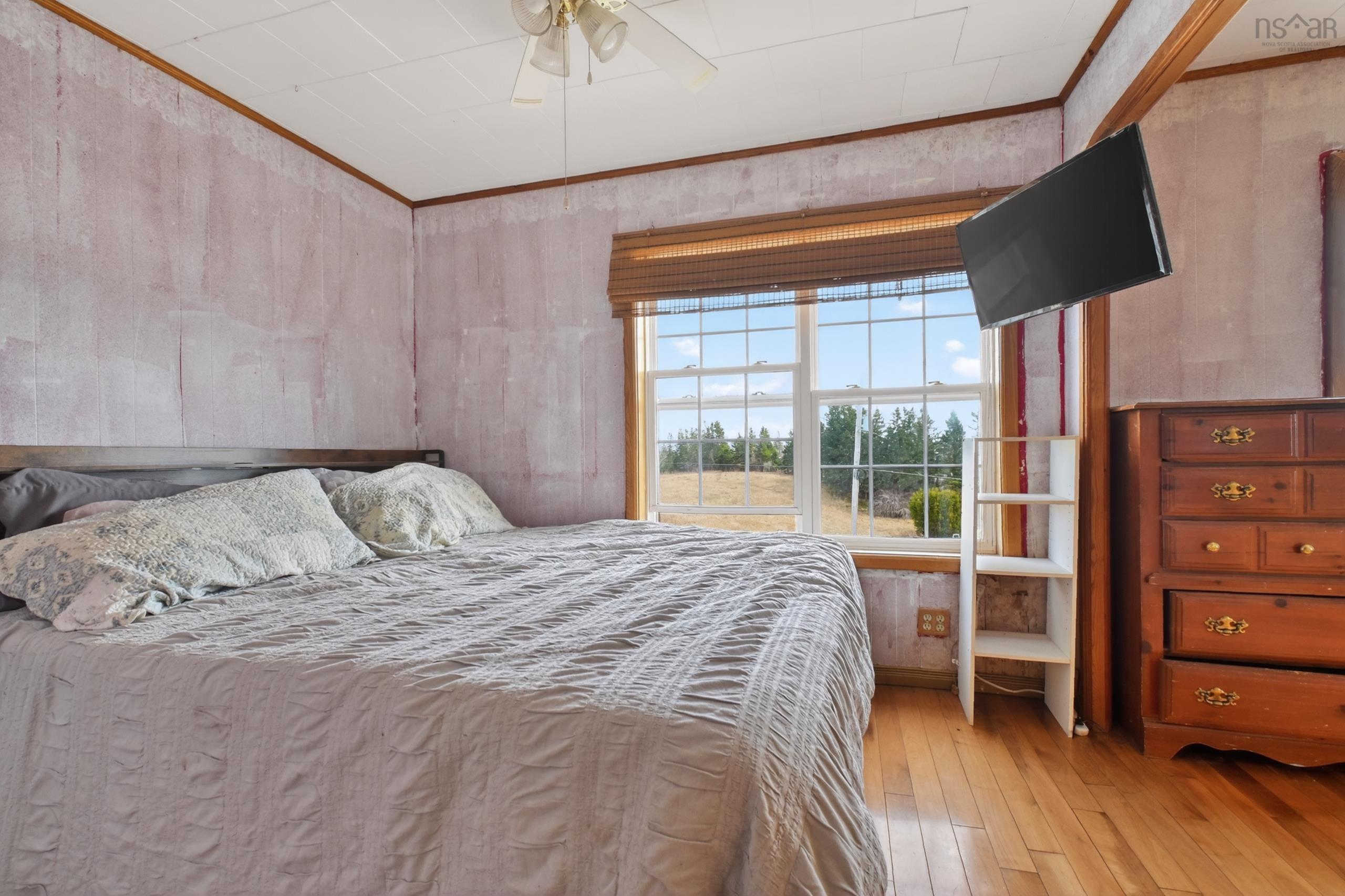 $349,000.00: 460 Red Point Road, Red Point