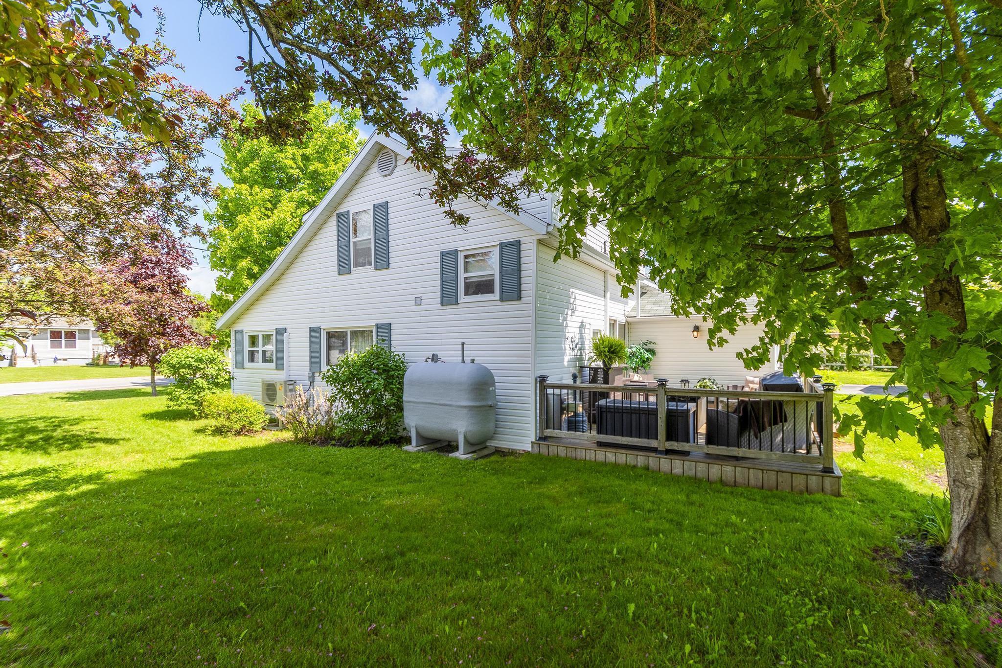 $320,000.00: 8770 Highway 201, Nictaux