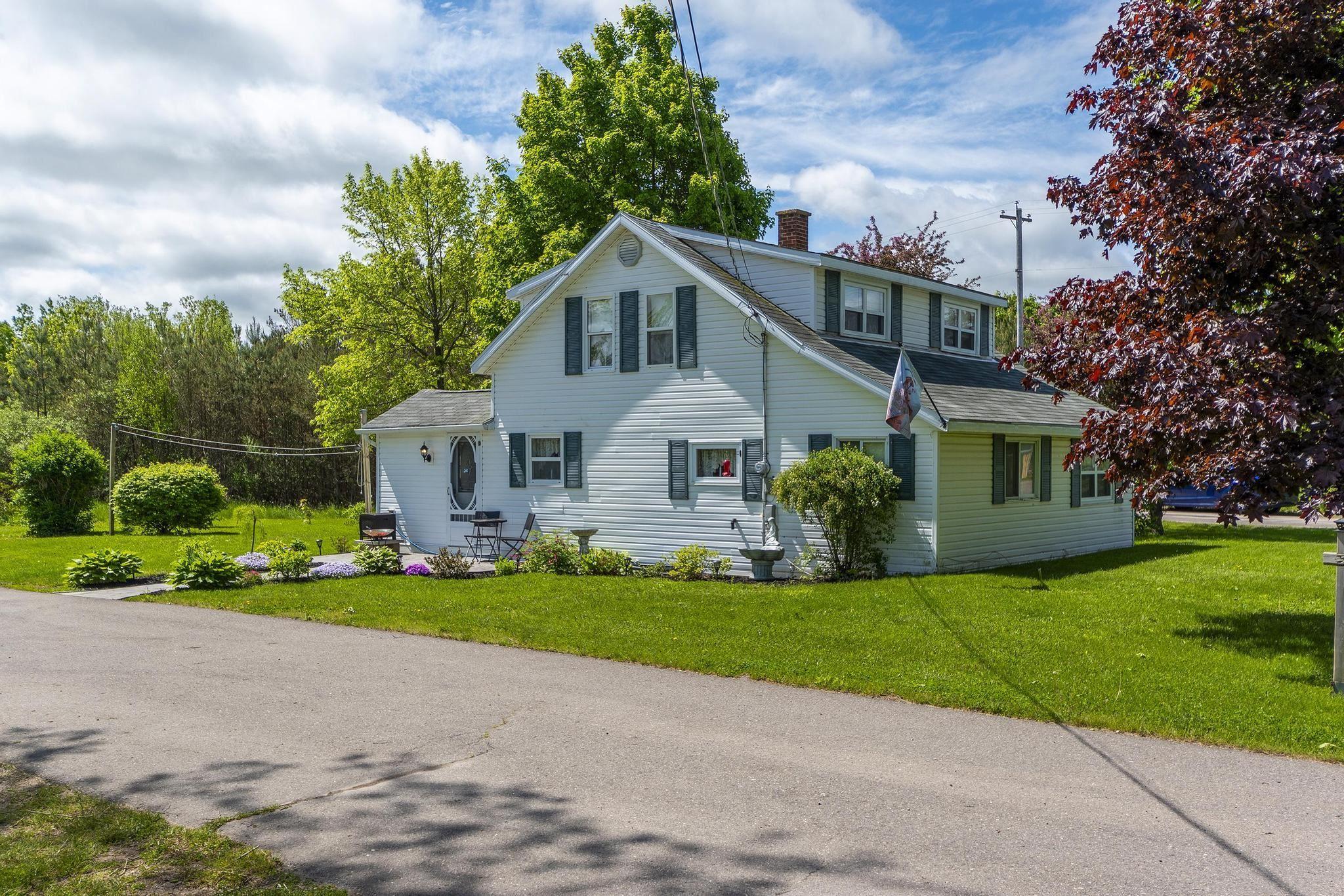 $320,000.00: 8770 Highway 201, Nictaux
